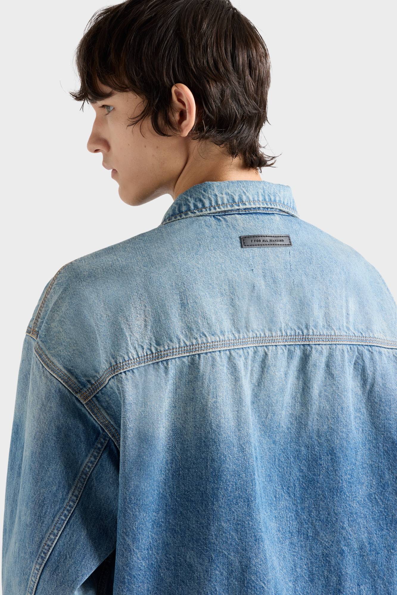 7-for-all-mankind-relaxed-trucker-jacket-denim-mount-jeansjacke image 4