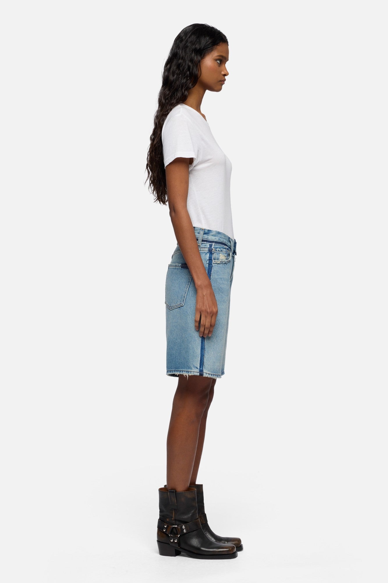 7-for-all-mankind-lola-short-mankind-sapphire-dust image 6