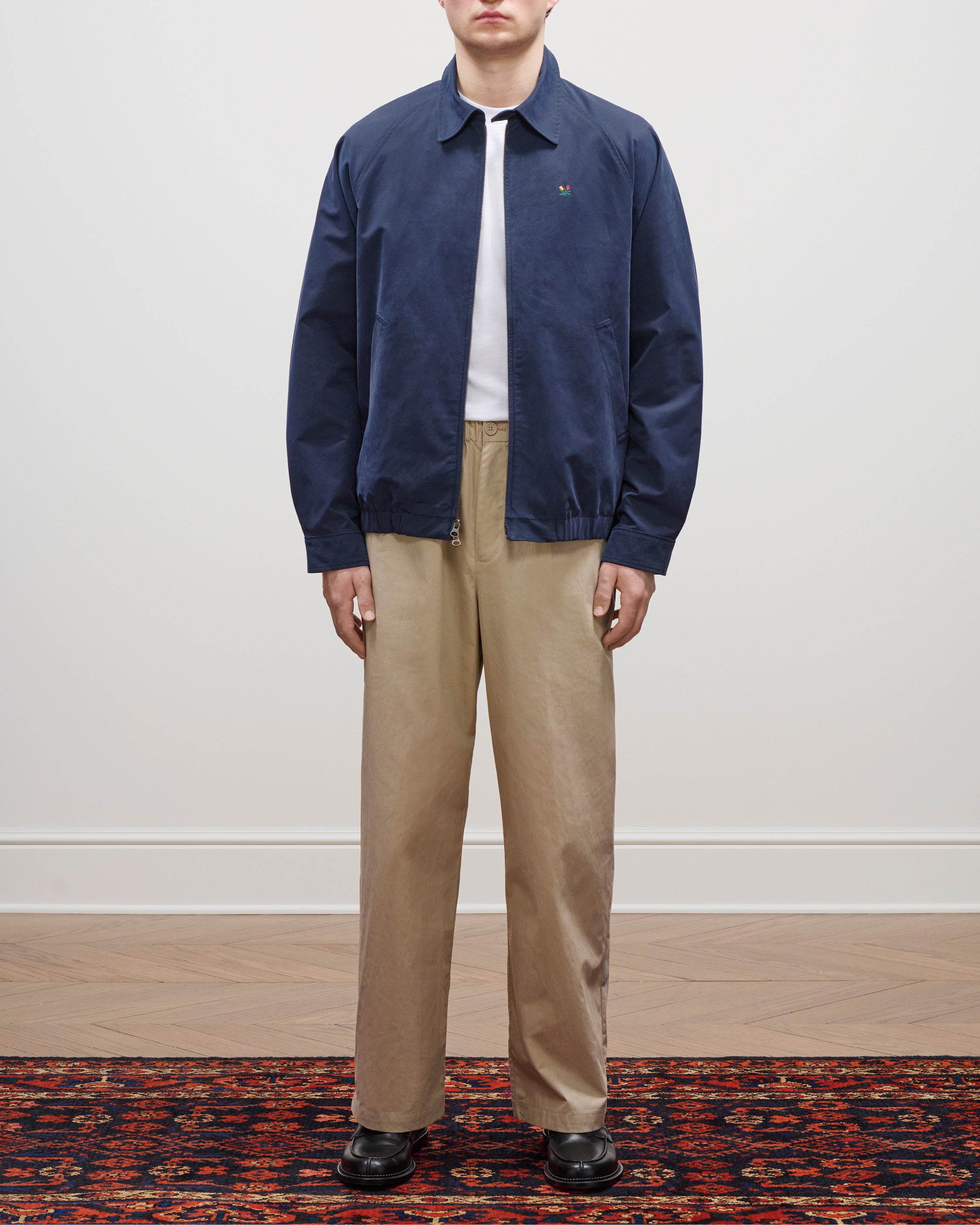 aim-leon-dore-crest-casual-jacke-navy image 4