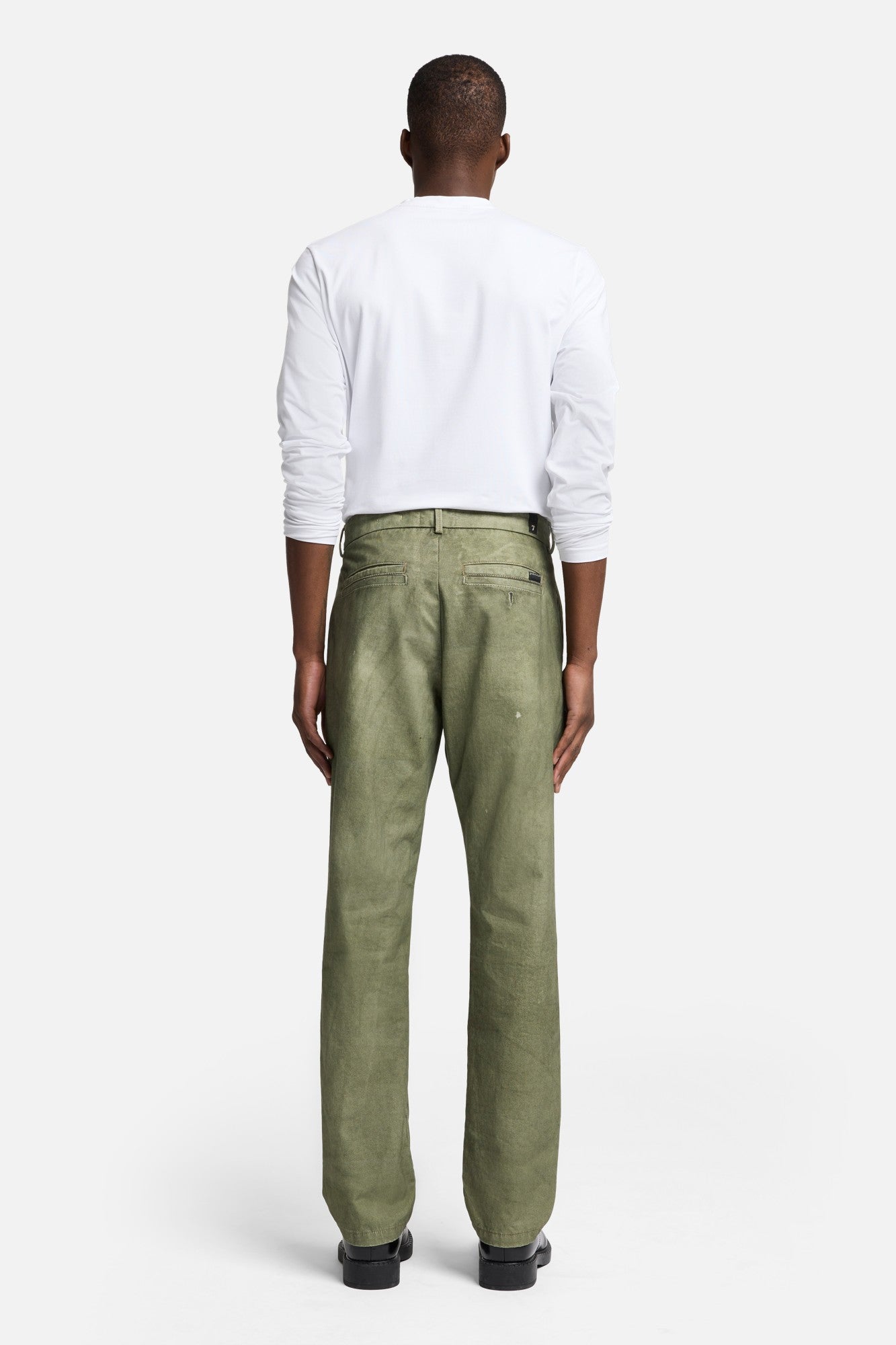 7-for-all-mankind-digital-print-straight-chino-russel-herren image 5