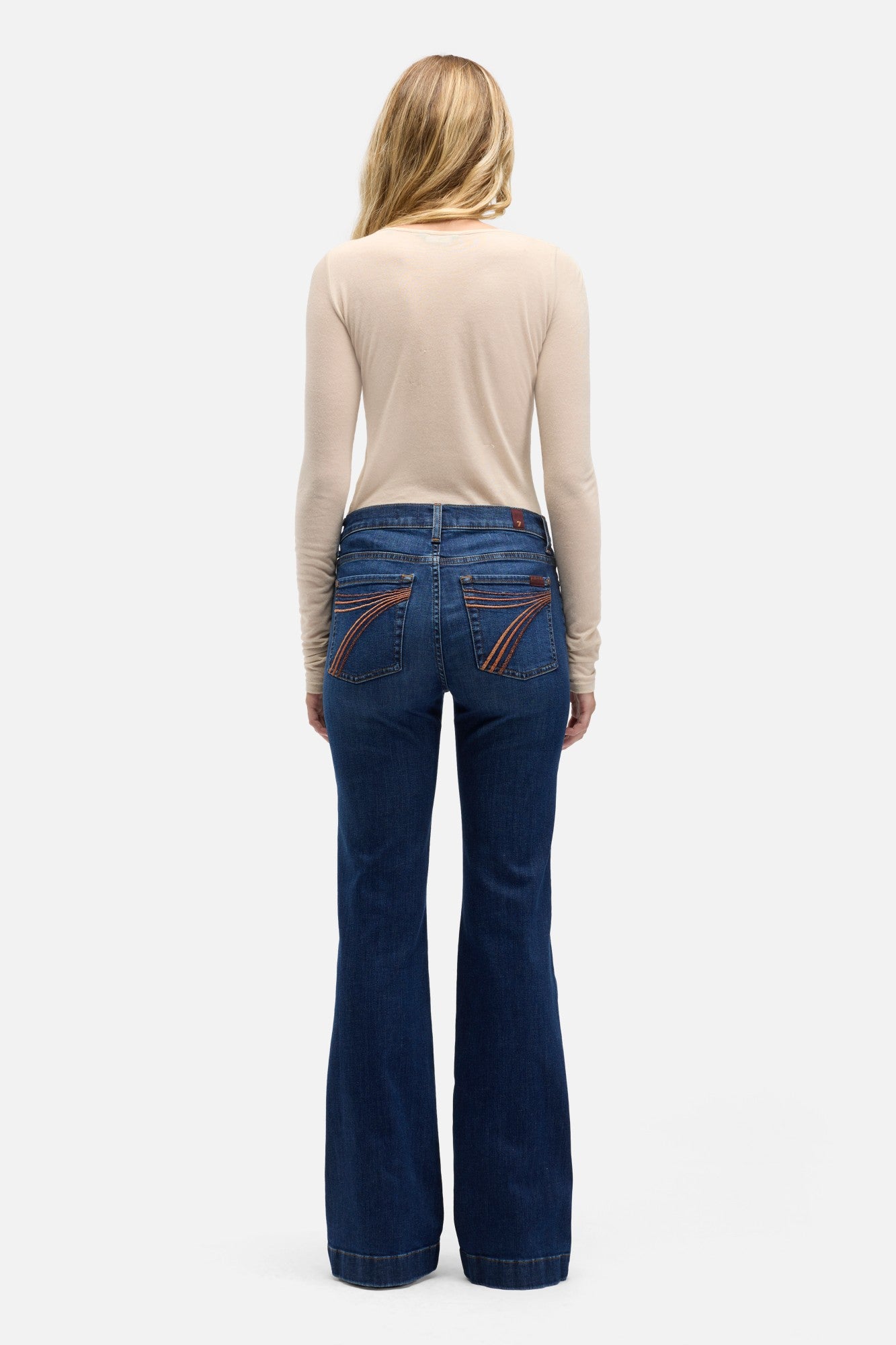 7-for-all-mankind-slim-illusion-dojo-rebellion-damen-flare-jeans image 5