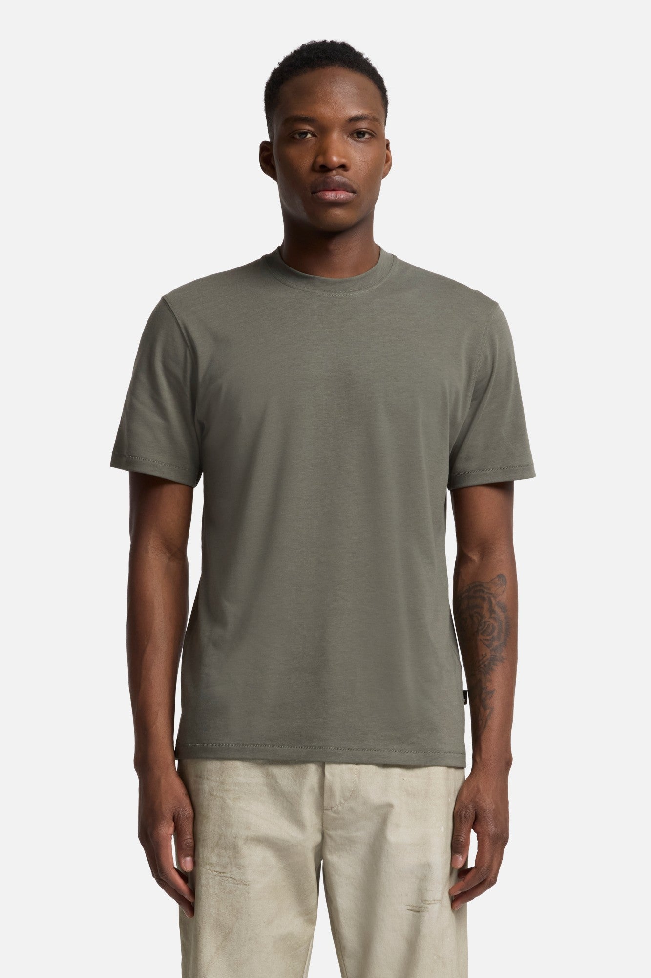 7-for-all-mankind-lyocell-crewneck-tee-herren-army-green image 3