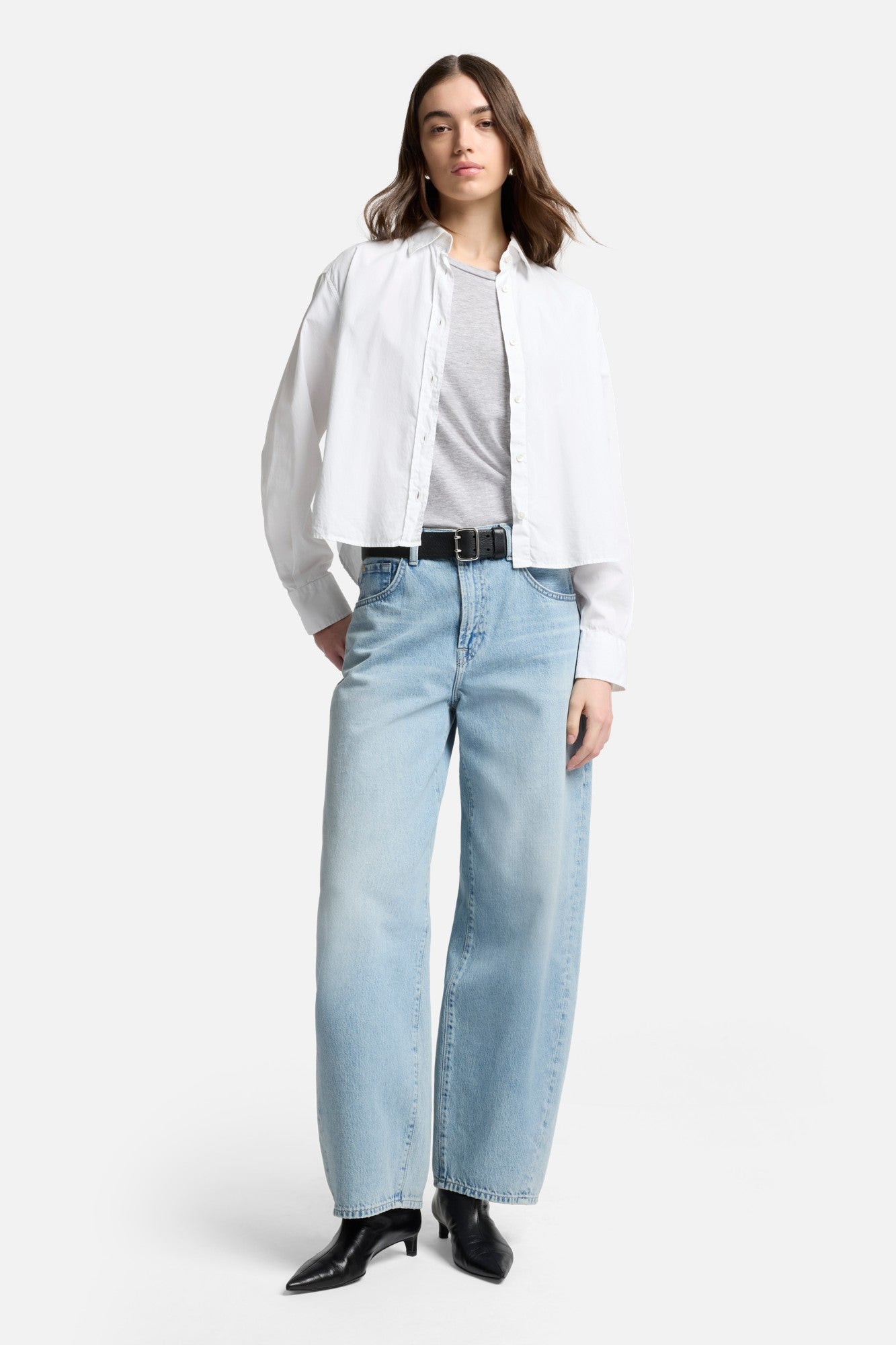 7-for-all-mankind-twisted-bonnie-jeans-in-september image 7