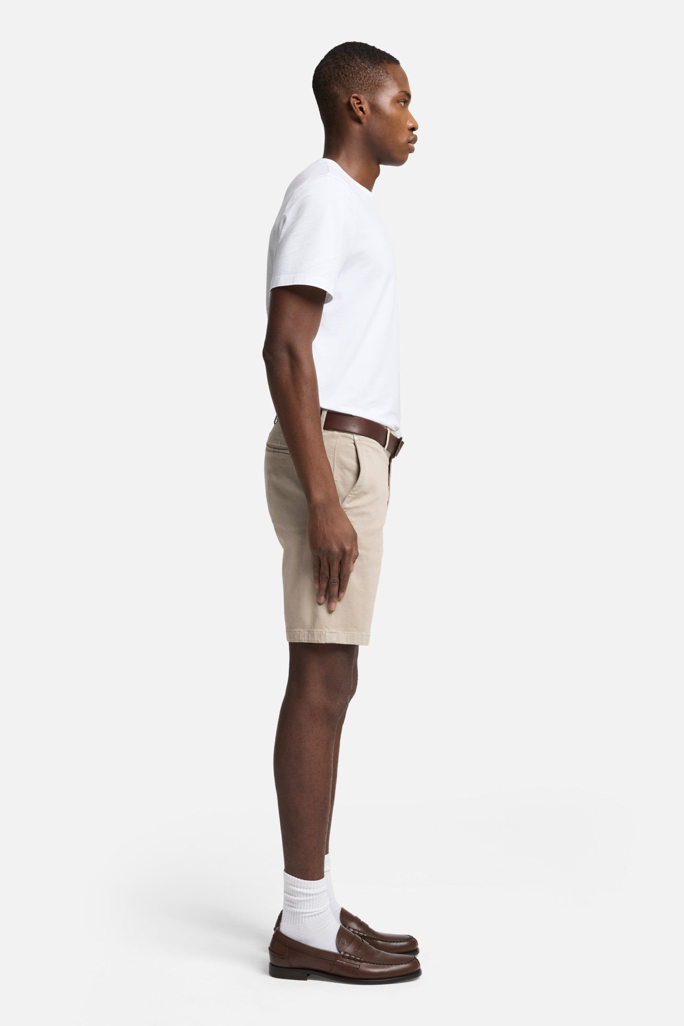 7-for-all-mankind-luxe-performance-andrew-short-sunbuff image 6