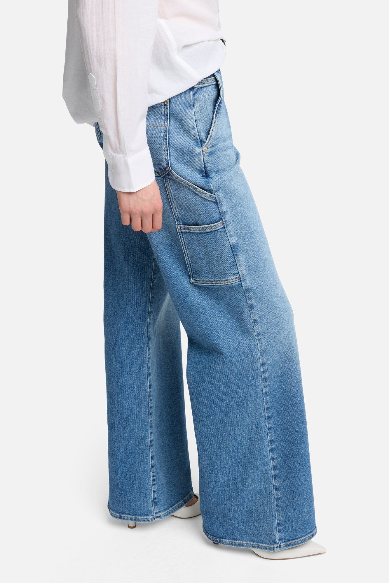 7-for-all-mankind-luxe-vintage-lotta-fancy-wide-leg-jeans image 4