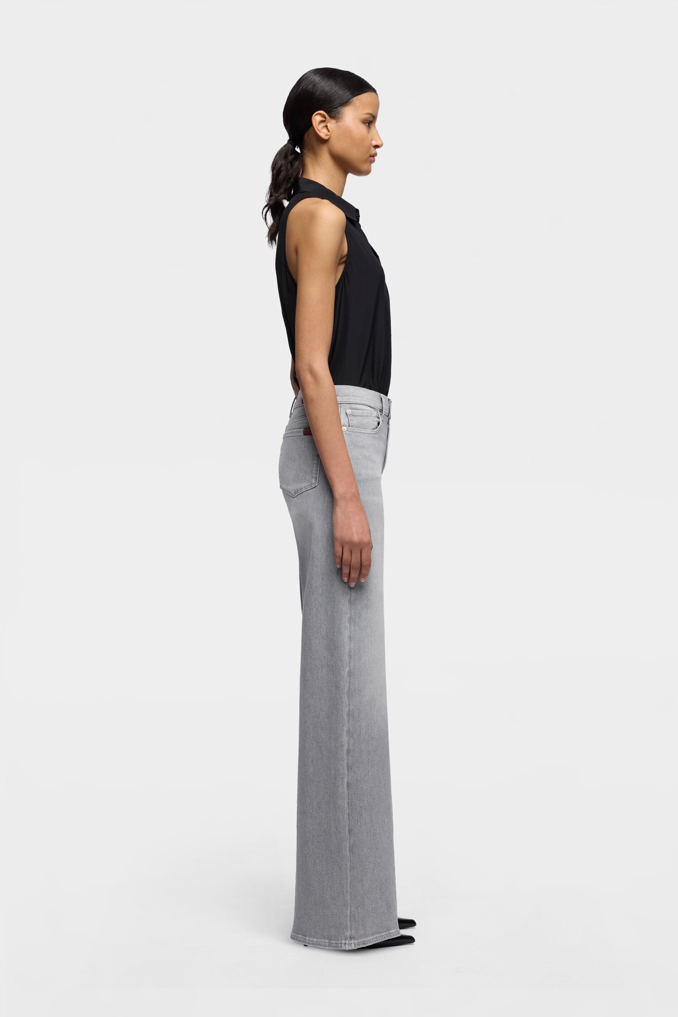 7-for-all-mankind-lotta-wide-leg-jeans-luxe-vintage-silver-wash image 6