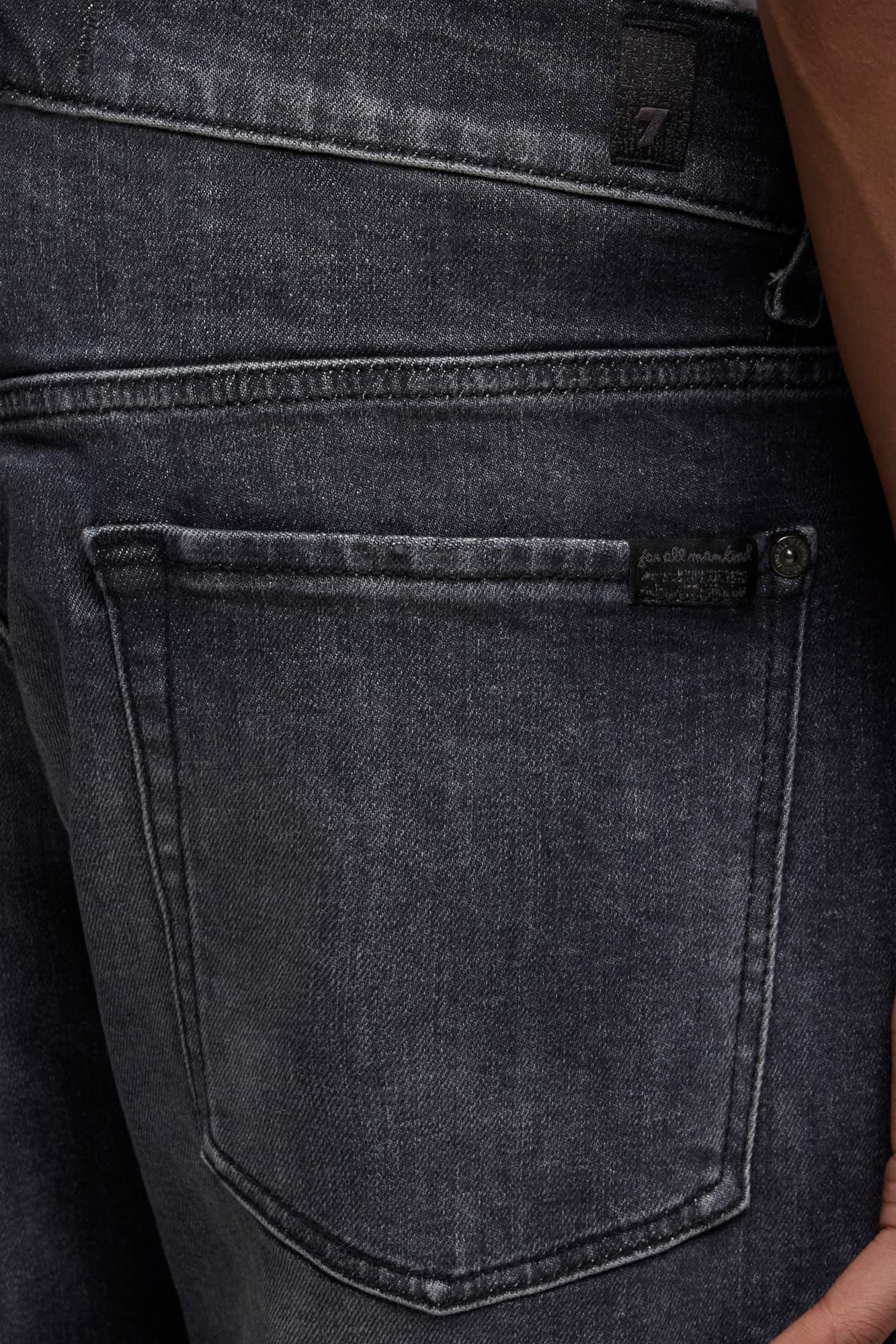 7-for-all-mankind-the-straight-32-straight-jeans-herren-archive image 4