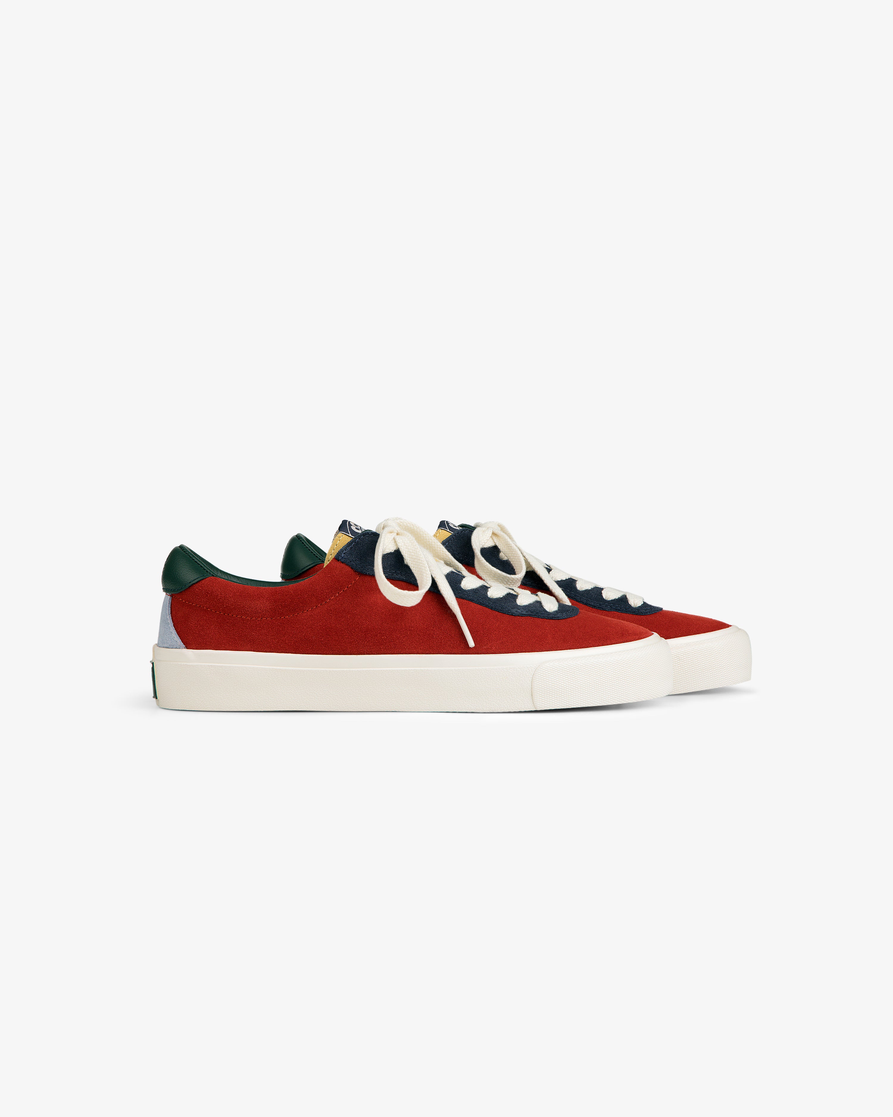 aim-leon-dore-ald-last-resort-ab-vm001-lo-suede-sneaker image 3