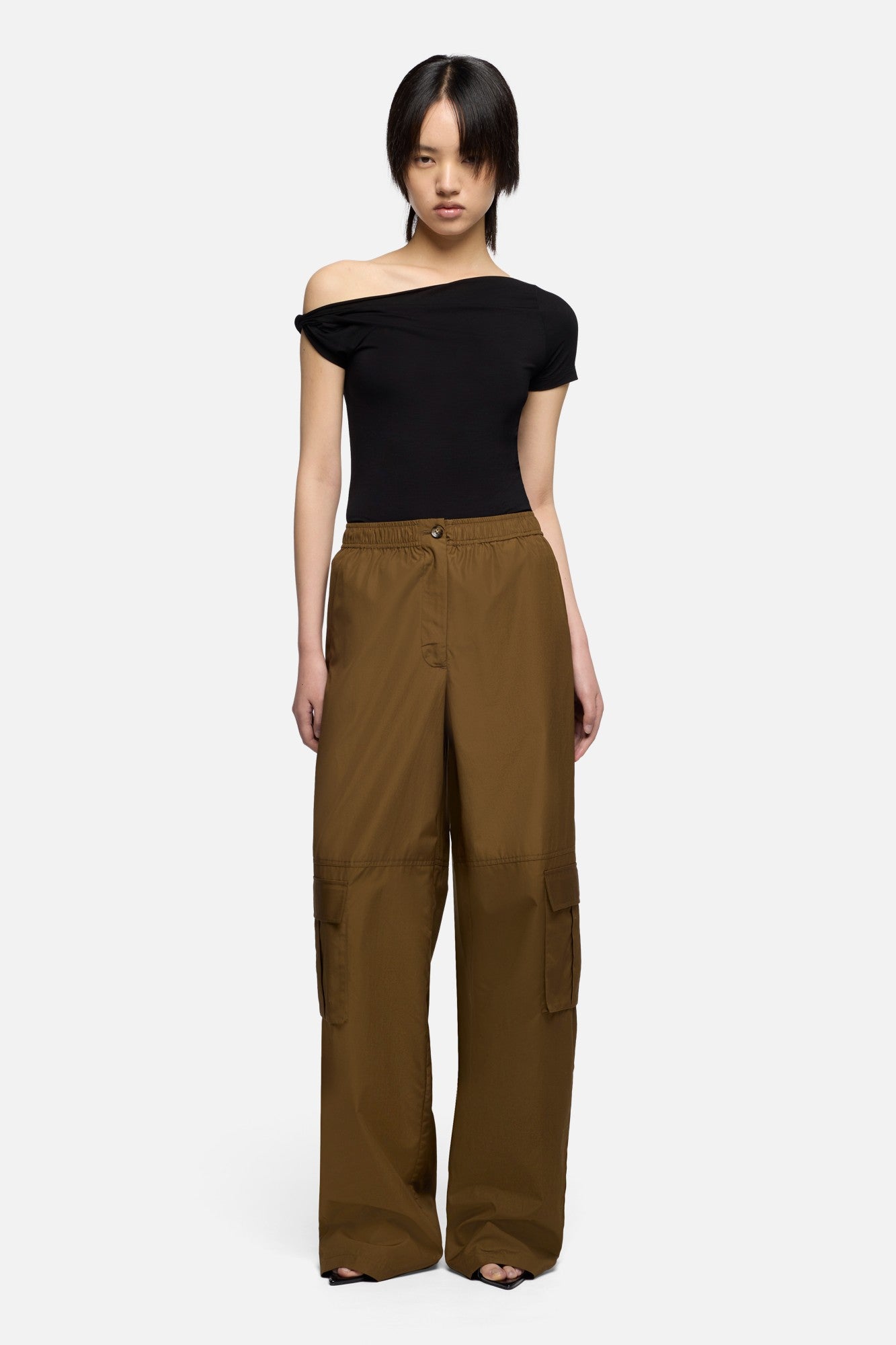 7-for-all-mankind-cargo-wide-leg-pant-damen-poplin-toffee image 2