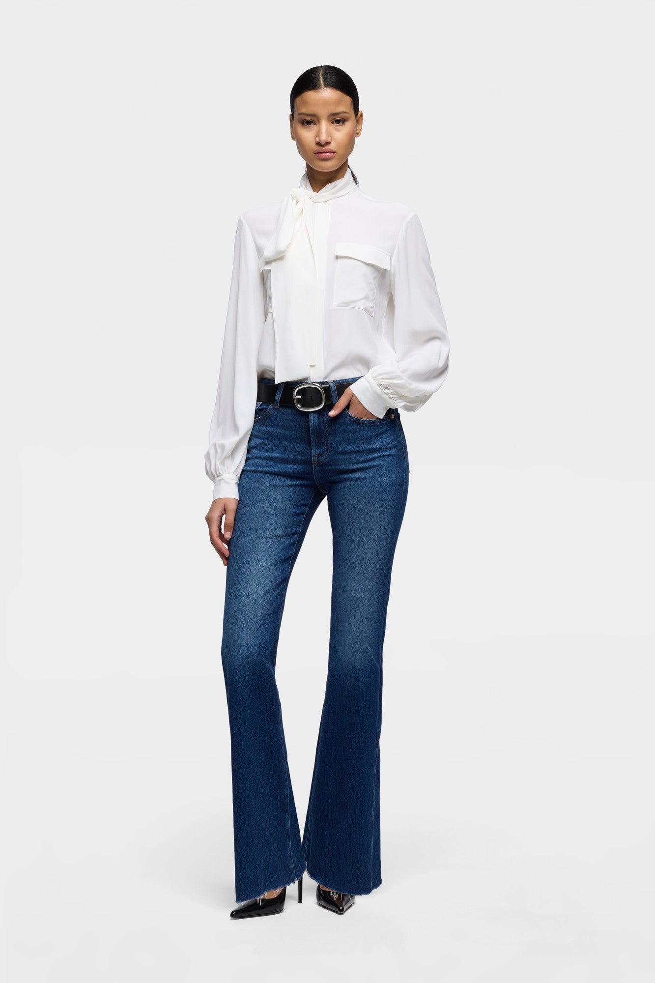 7-for-all-mankind-leggy-bootcut-jeans-slim-illusion-current image 2