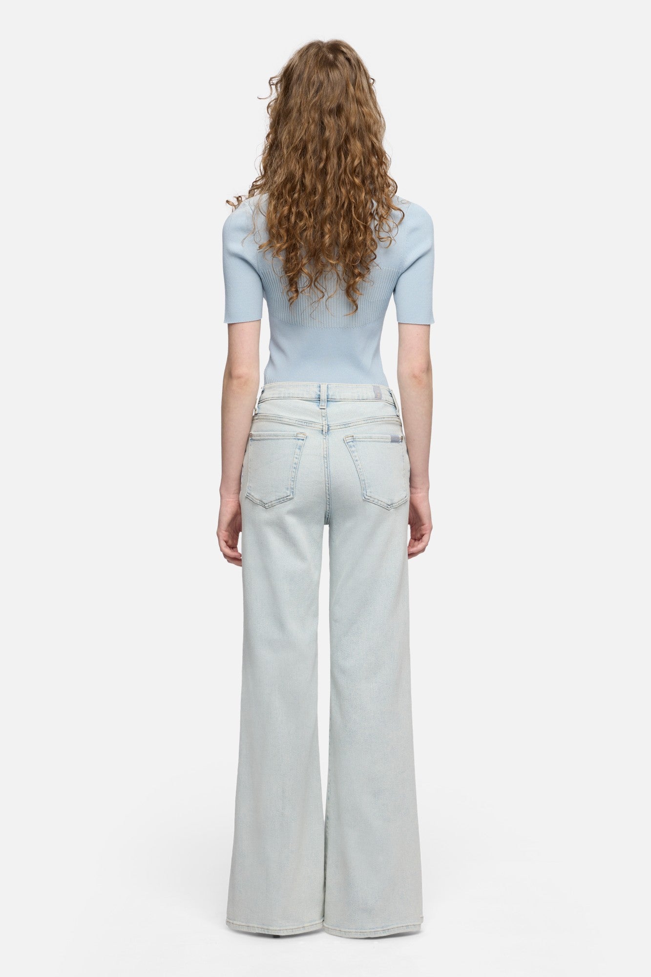 7-for-all-mankind-tailorless-modern-dojo-flare-jeans-frosted-lotus image 5