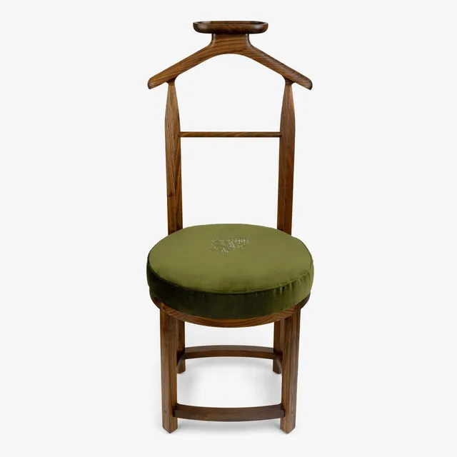 aim-leon-dore-queens-crest-valet-chair-braun-gr-n image 1