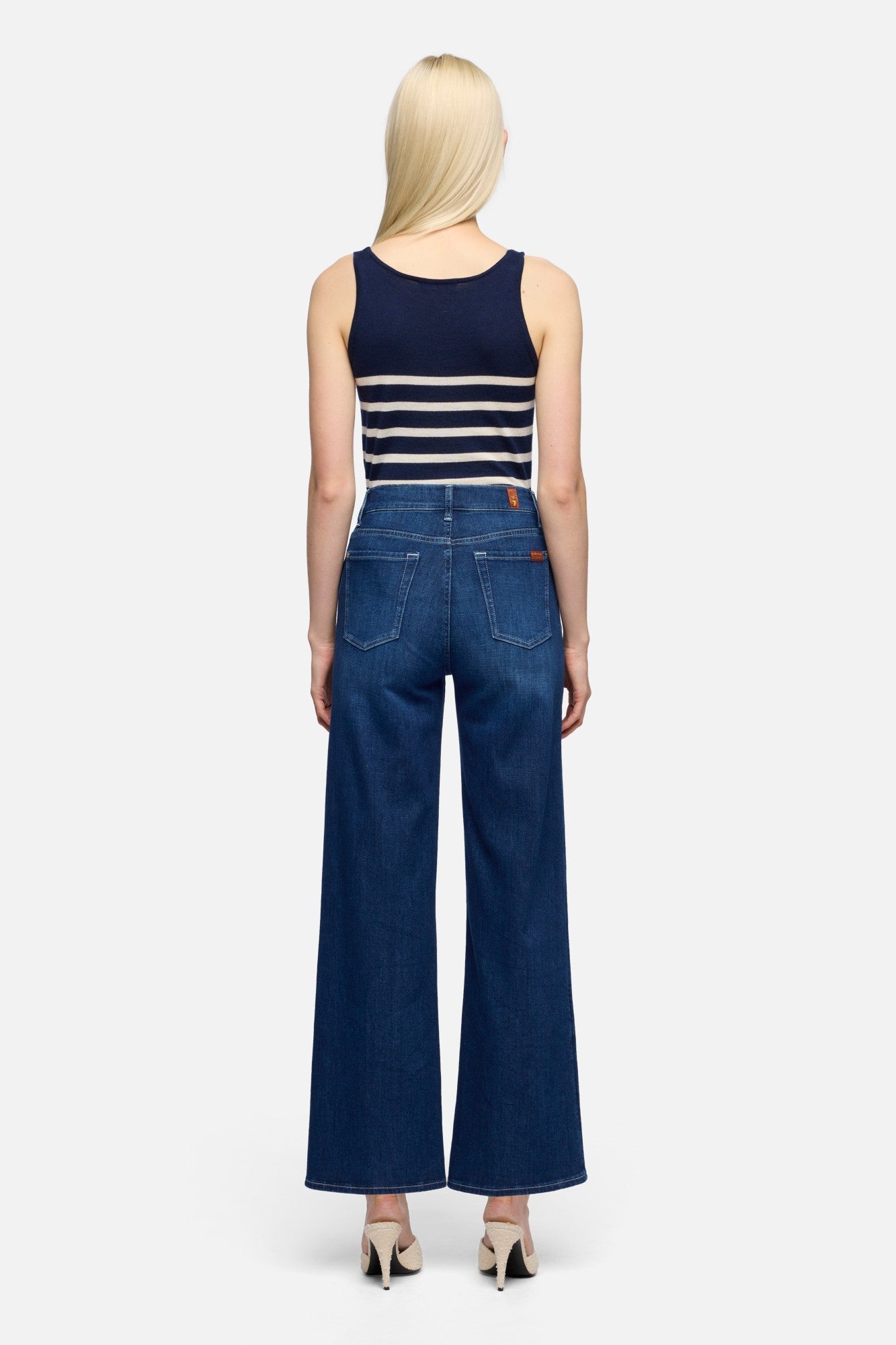 7-for-all-mankind-lotta-ankle-wide-leg-jeans-in-left-hand-stormy-drift image 5