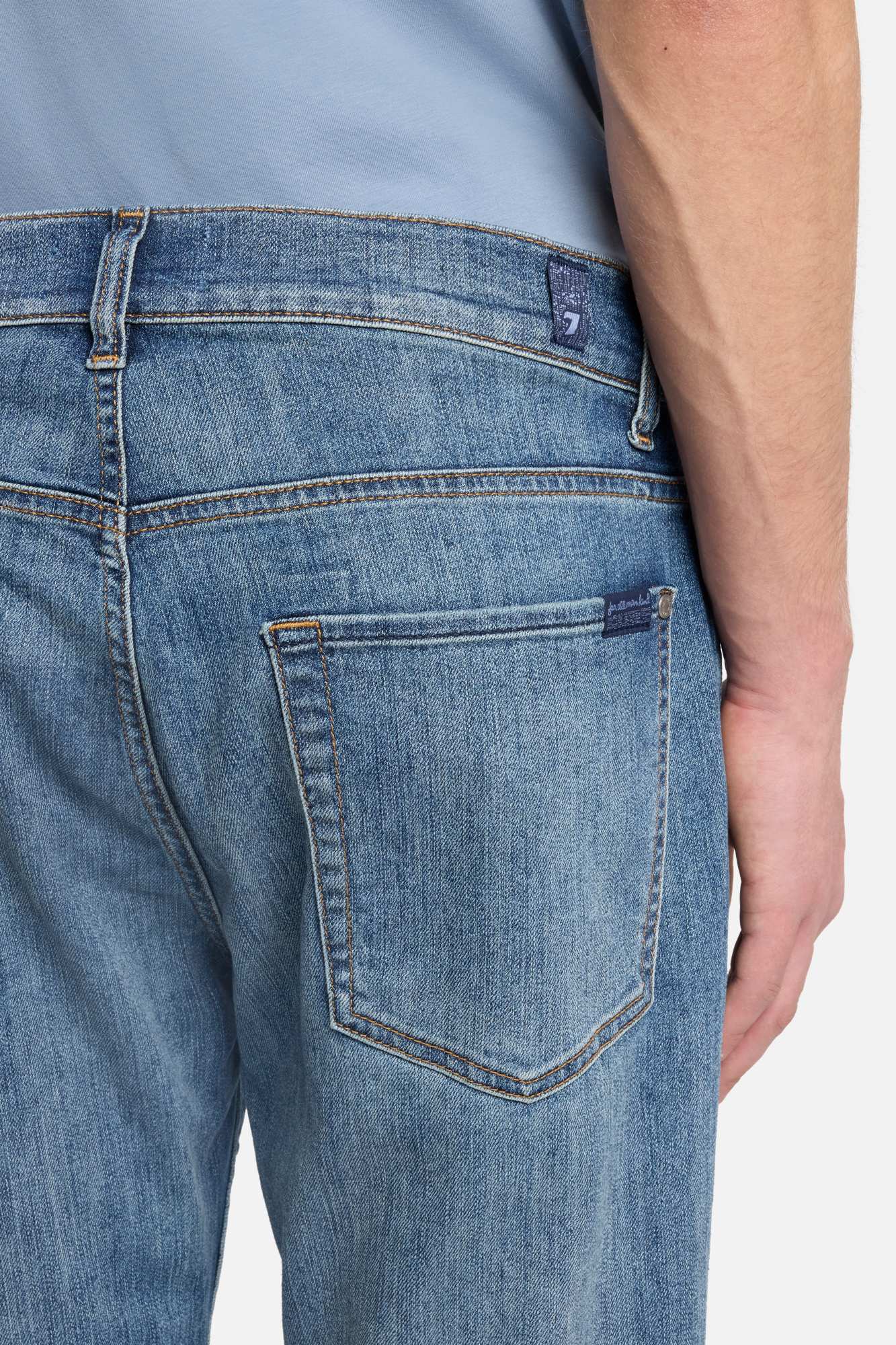 7-for-all-mankind-airweft-austyn-relaxed-herren-jeans-in-coldspring image 4
