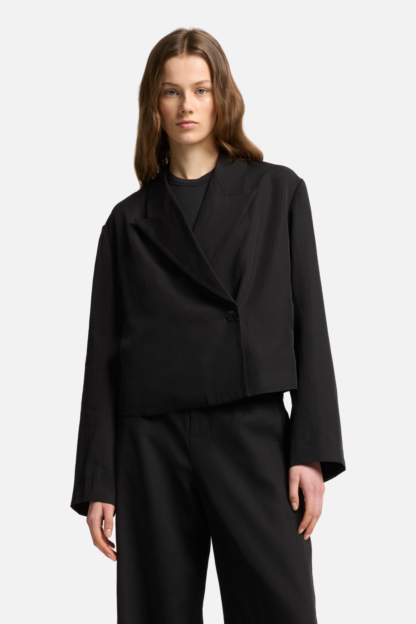 7-for-all-mankind-cropped-leinen-blazer-schwarz-damen image 3