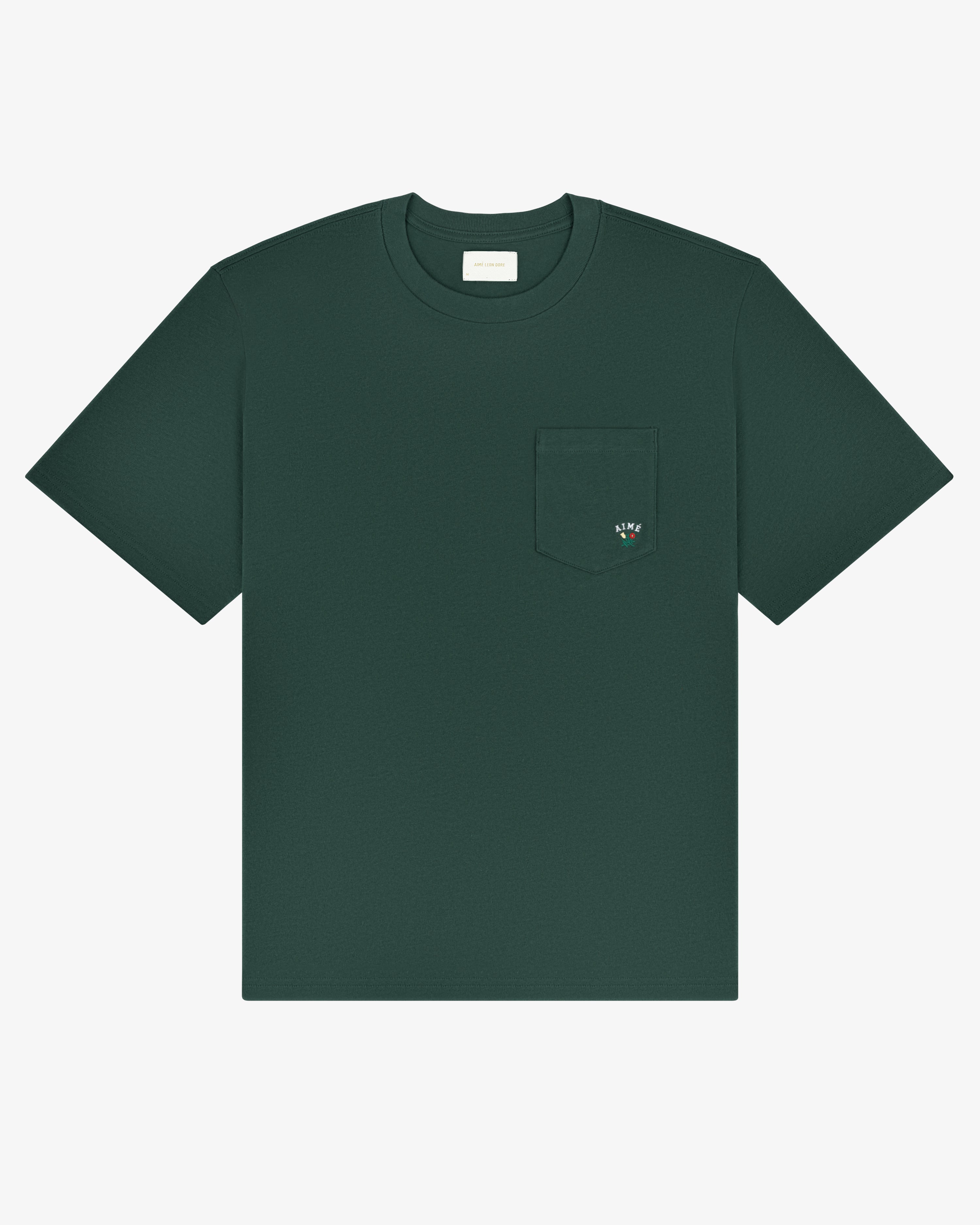 aim-leon-dore-crest-pocket-tee-gr-n-regular-fit image 2