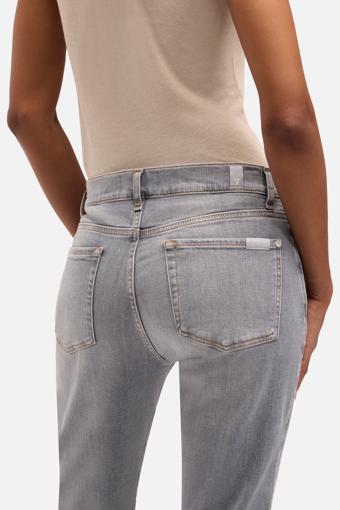 7-for-all-mankind-relaxed-skinny-damen-jeans-slim-illusion-riverstone image 4