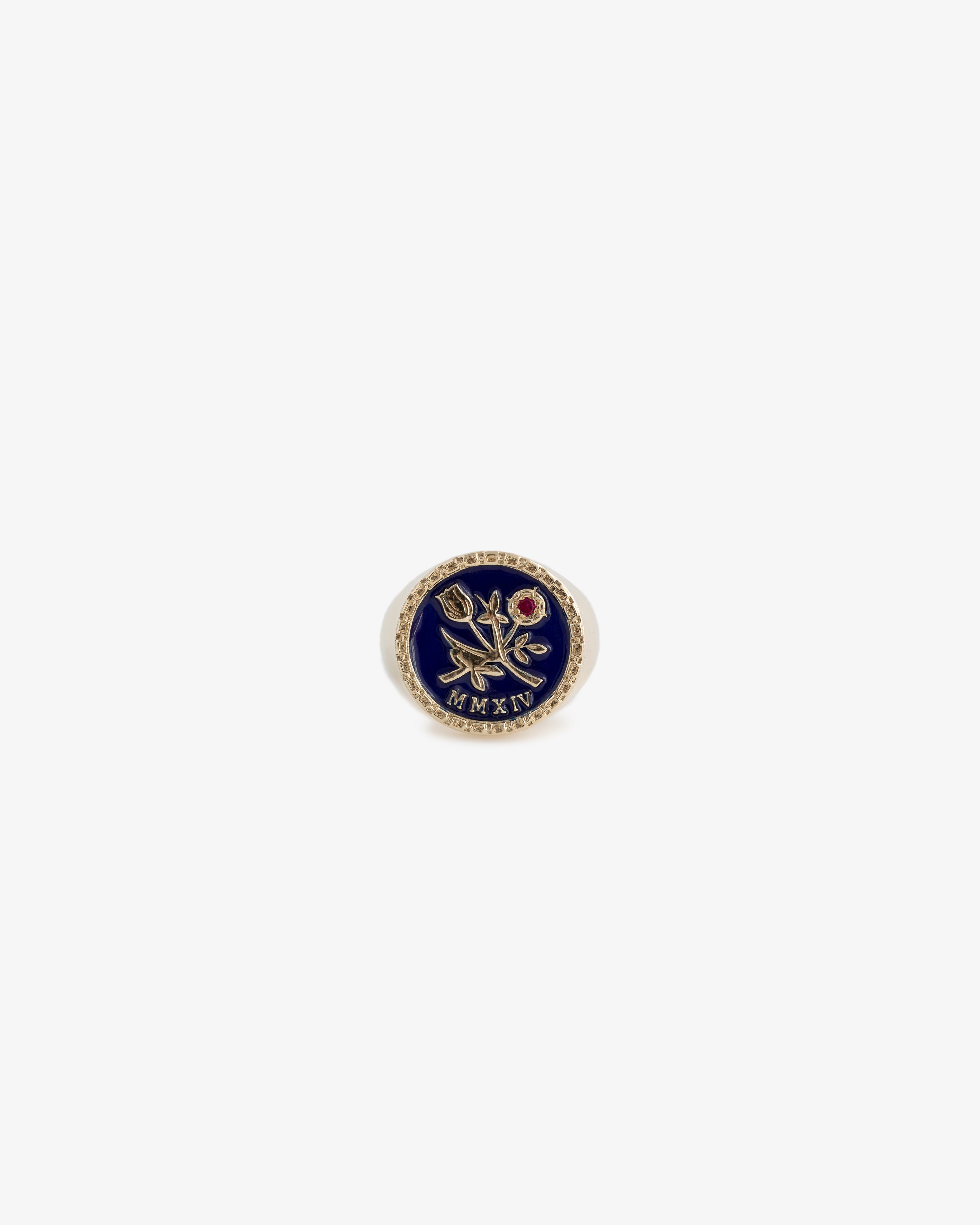 aim-leon-dore-14kt-queens-crest-ring-gold image 3