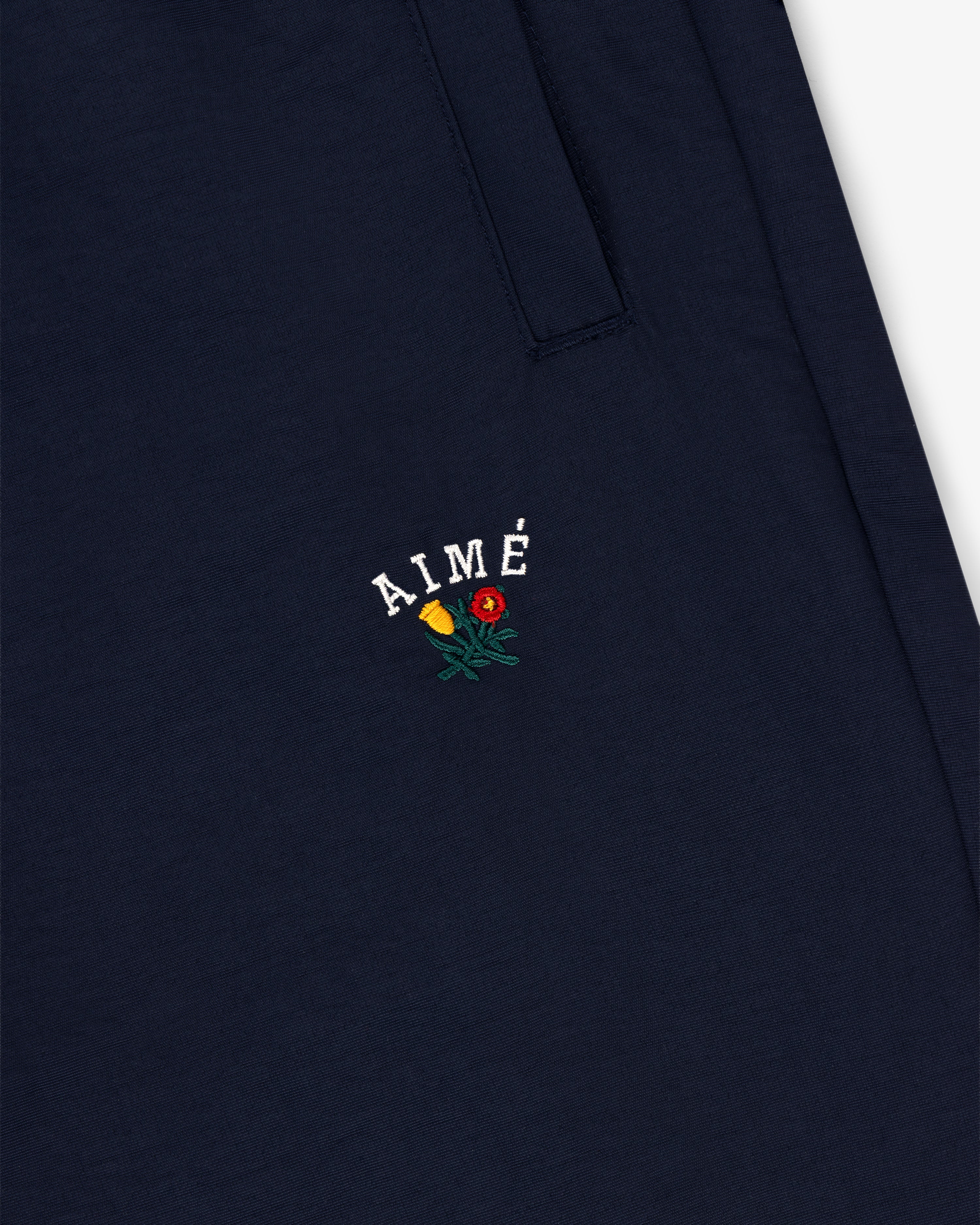 aim-leon-dore-crest-nylon-track-pant-navy-straight-fit image 4