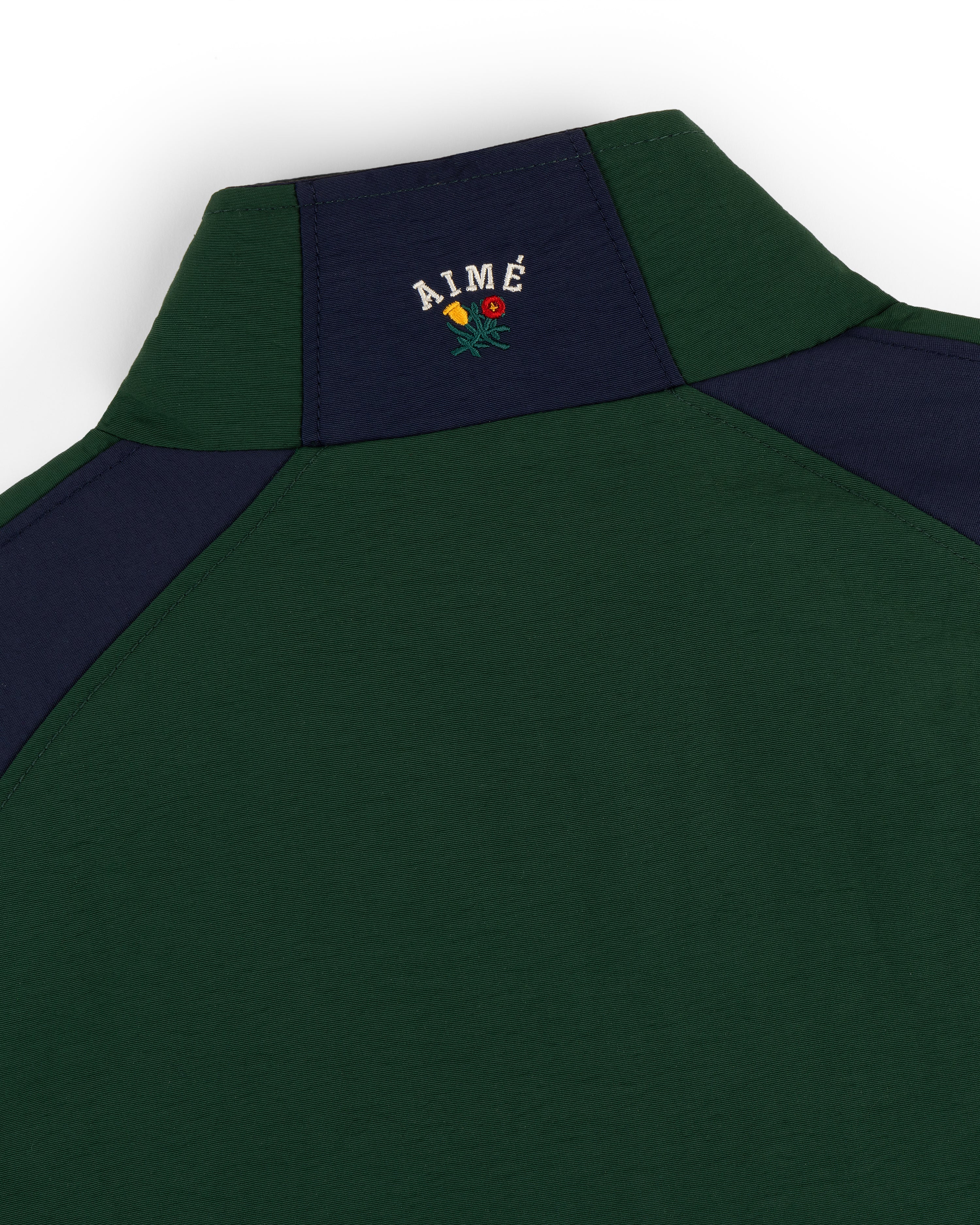 aim-leon-dore-crest-nylon-half-zip-pullover-gr-n image 8
