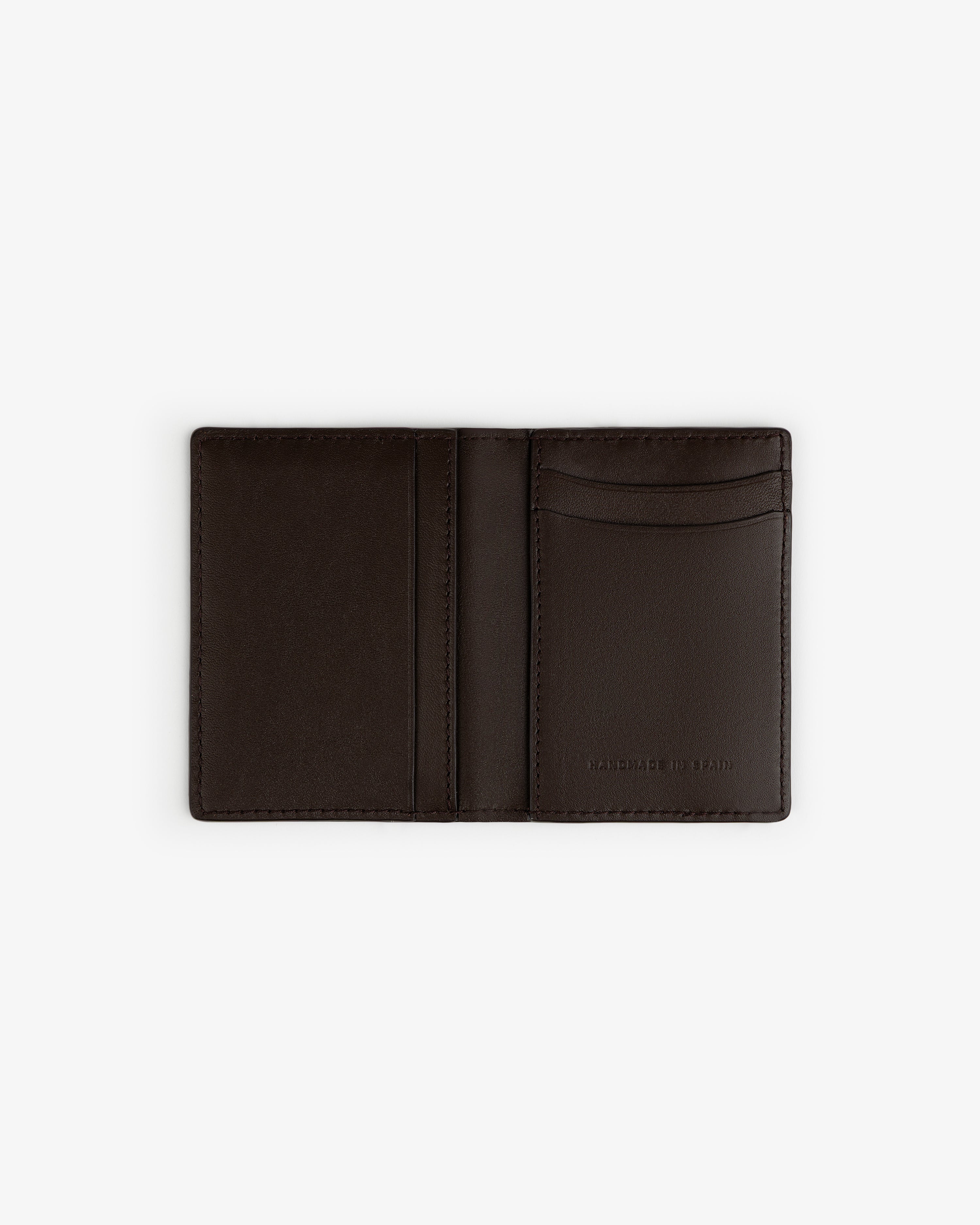 aim-leon-dore-tumbled-leather-bi-fold-wallet-braun image 4