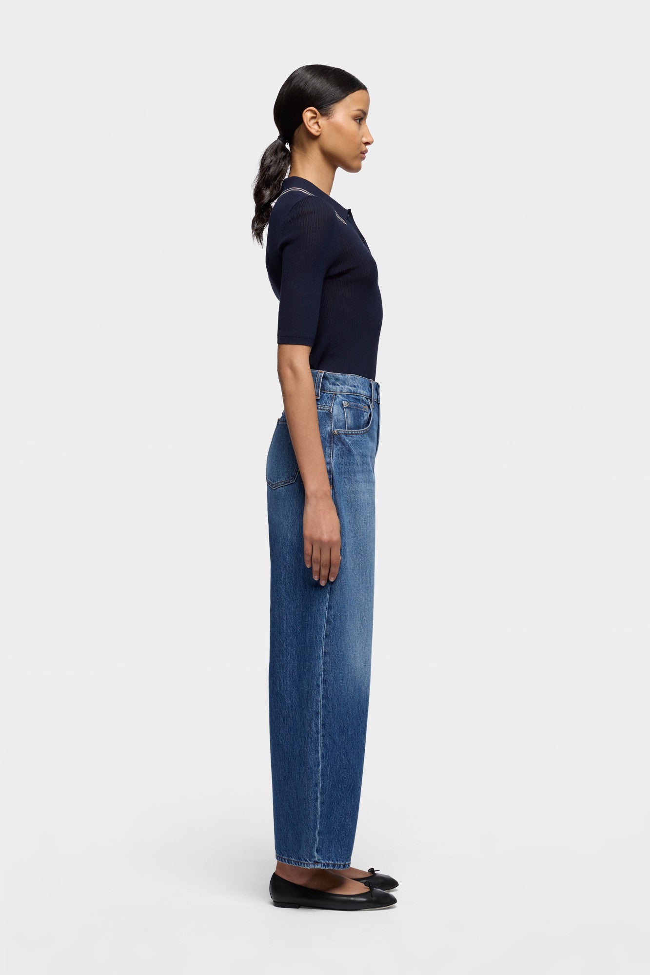 7-for-all-mankind-bonnie-curvilinear-barrel-jeans-denim-darkwind image 6