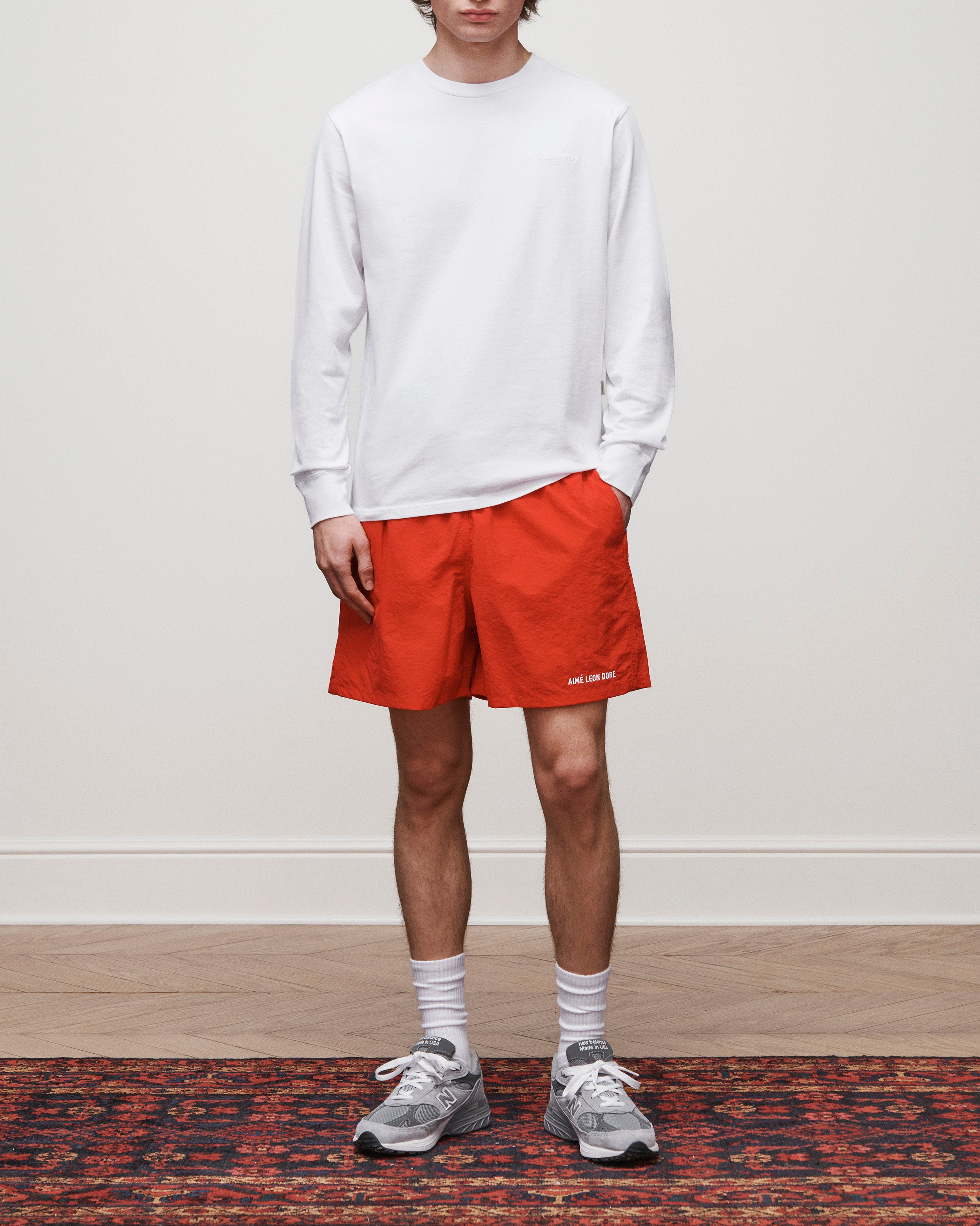 aim-leon-dore-logo-swim-short-rote-badeshorts-polyamid-mesh image 3