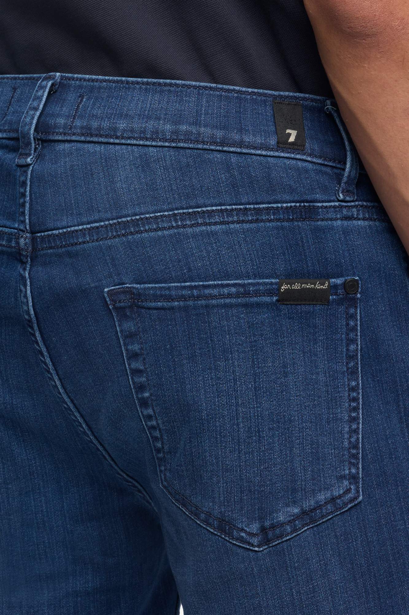 7-for-all-mankind-slimmy-tapered-luxe-performance-mid-blue-herren-jeans image 4