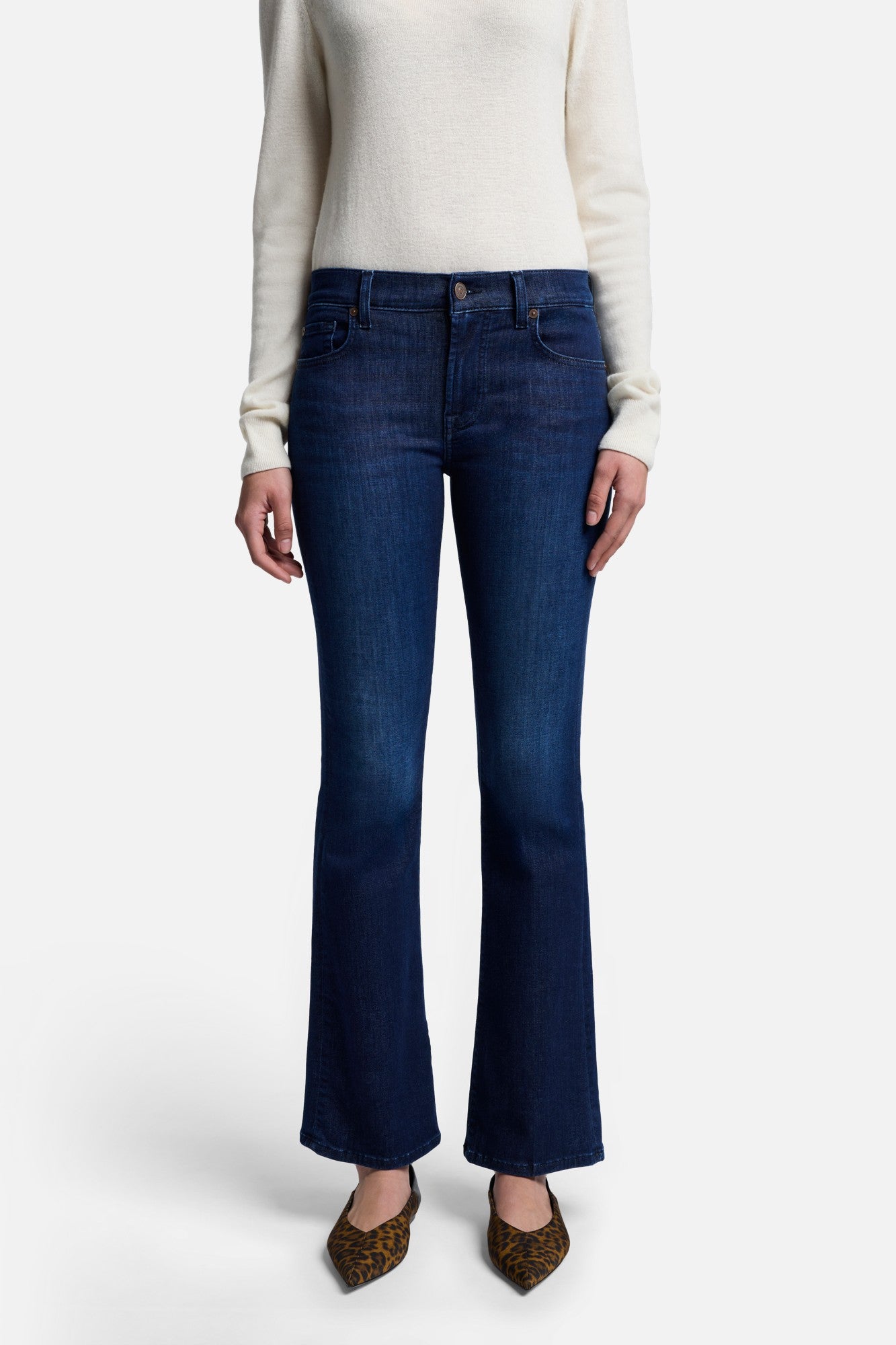 7-for-all-mankind-tailorless-b-air-bootcut-afternoon image 2