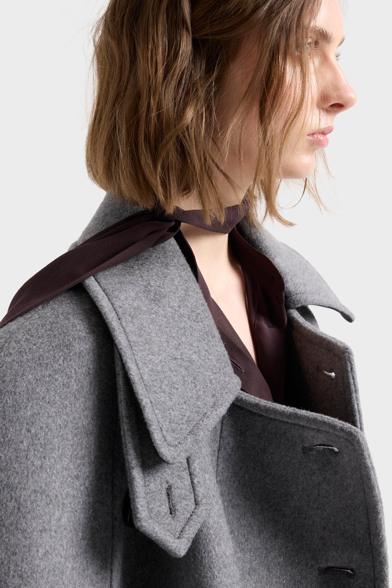 7-for-all-mankind-double-breasted-cape-woll-mink image 4