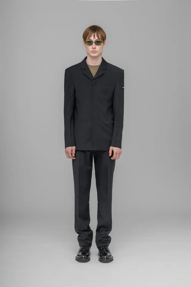 032c-office-attire-suit-jacket-sakko-herren-tailliert image 1