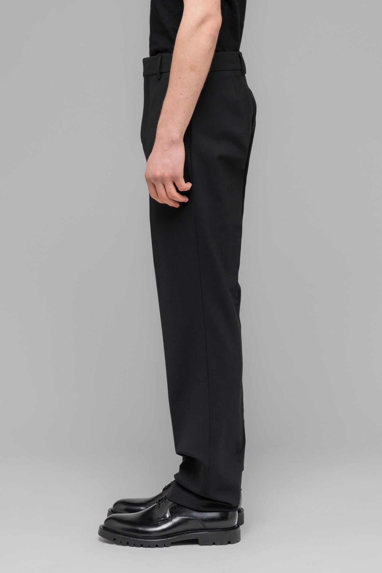 032c-straight-leg-suit-trousers-anzughose-fw25-men image 3