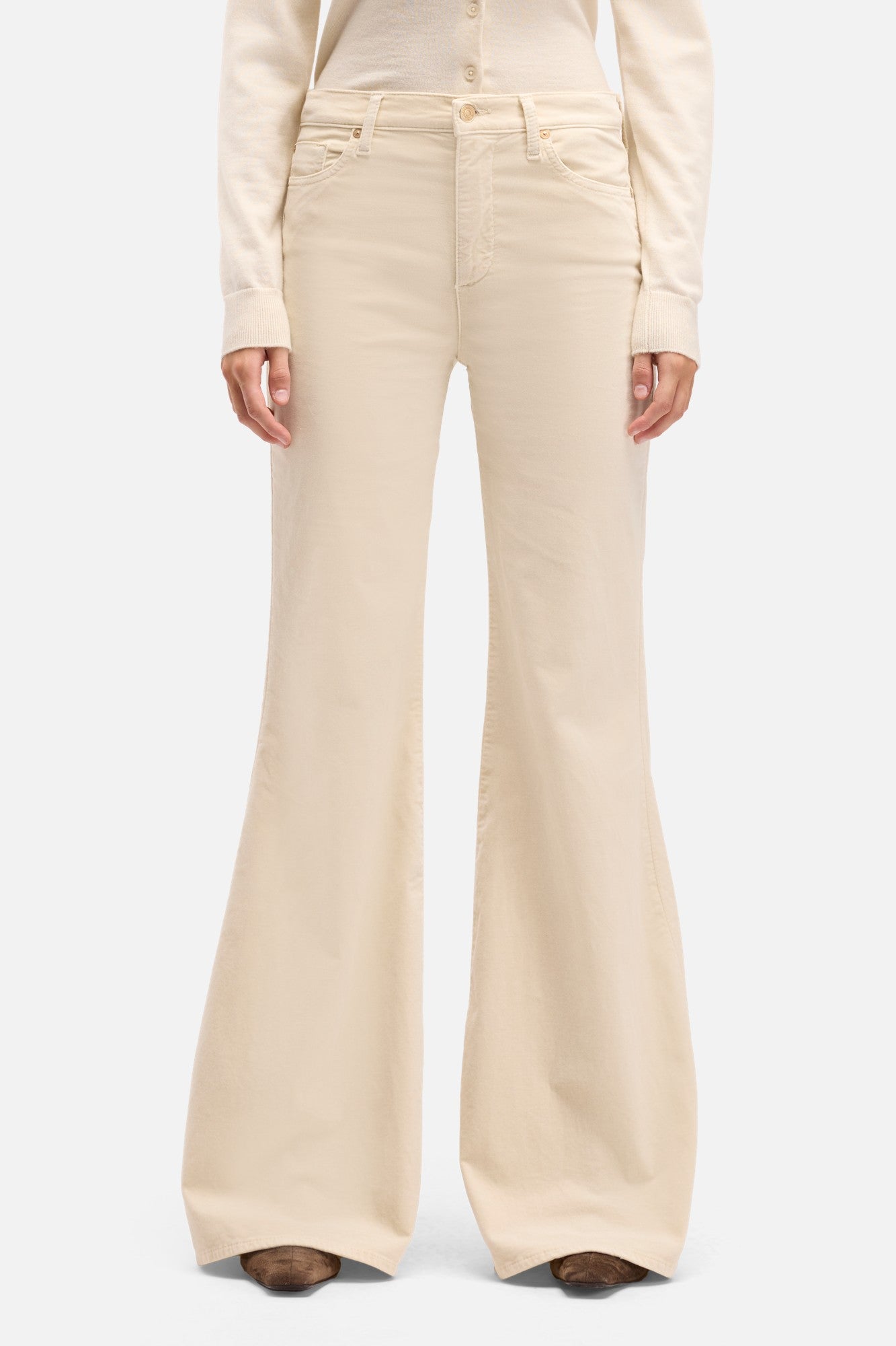 7-for-all-mankind-velvet-retro-flare-samthose-in-natural image 3