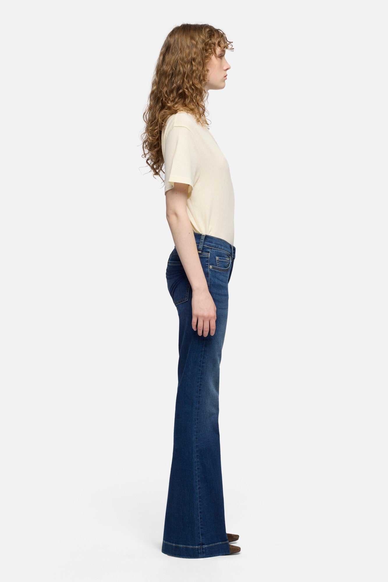 7-for-all-mankind-slim-illusion-tailorless-dojo-jeans-medium-melrose image 6