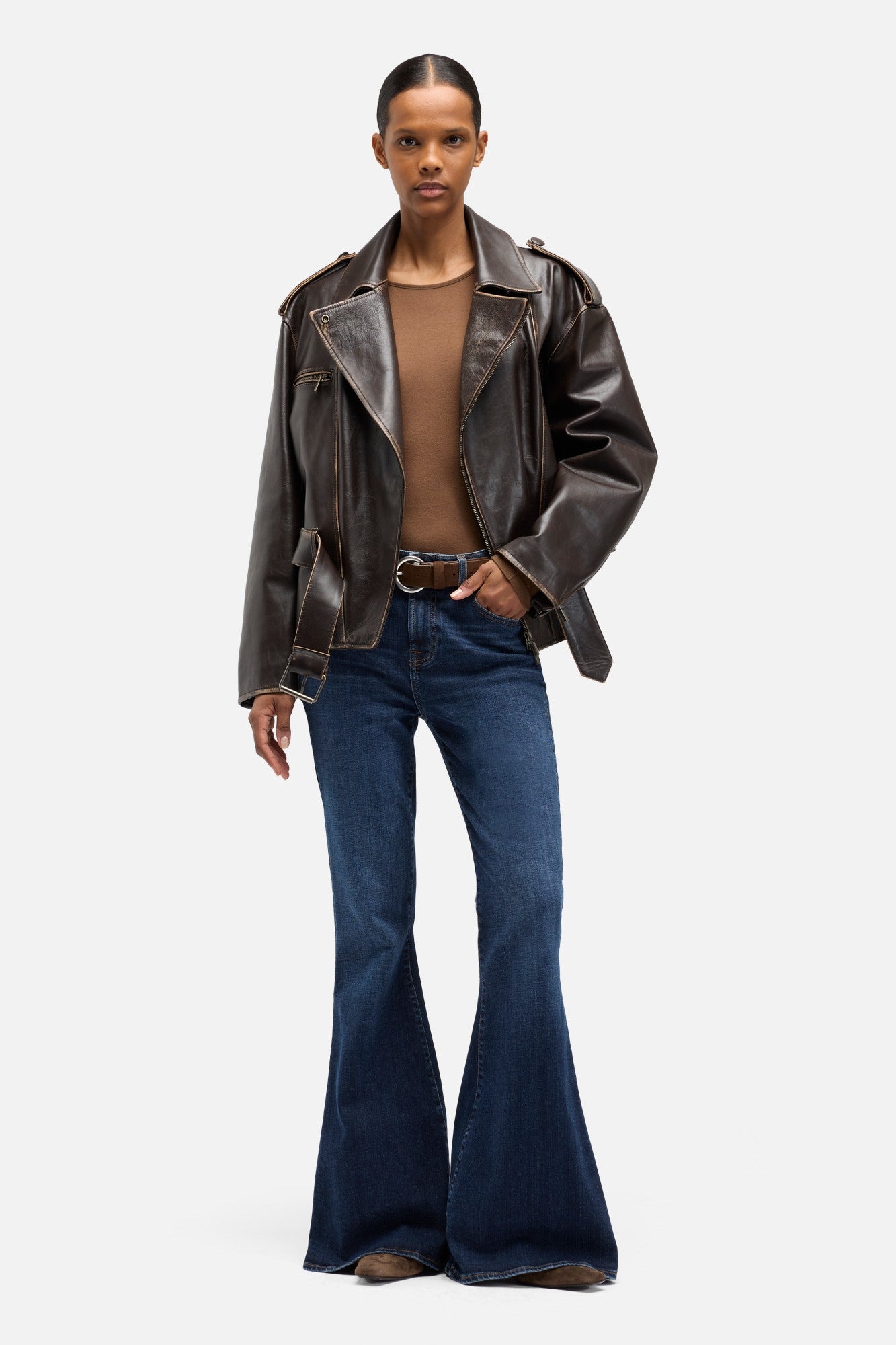 7-for-all-mankind-slim-illusion-the-bell-jeans-midnight-fade image 2