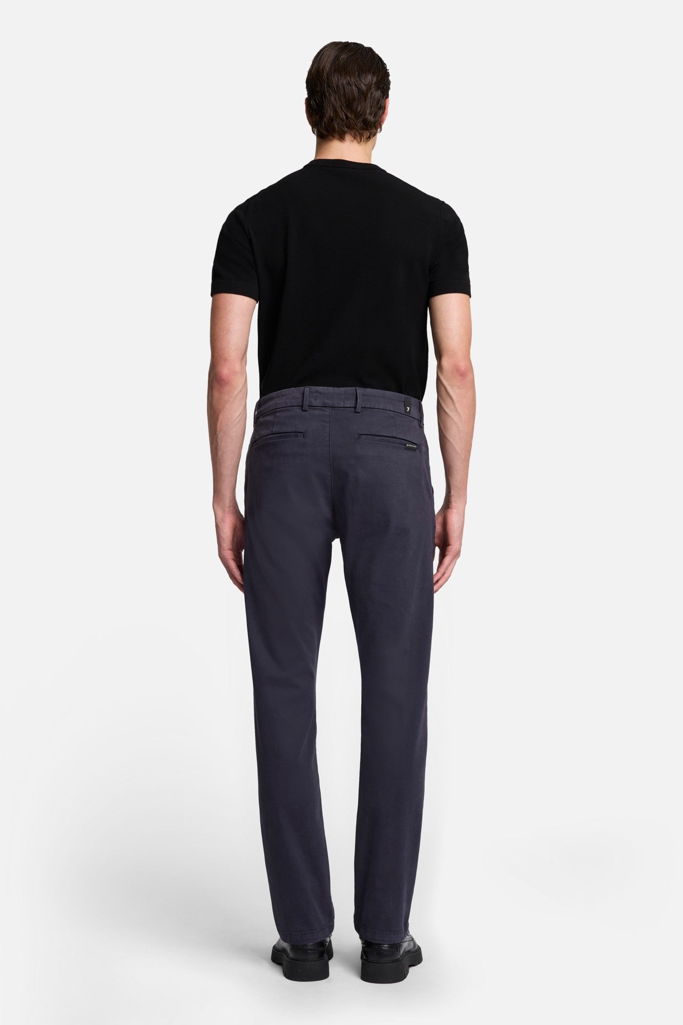 7-for-all-mankind-slimmy-chino-luxe-performance-sateen-space-herren image 5