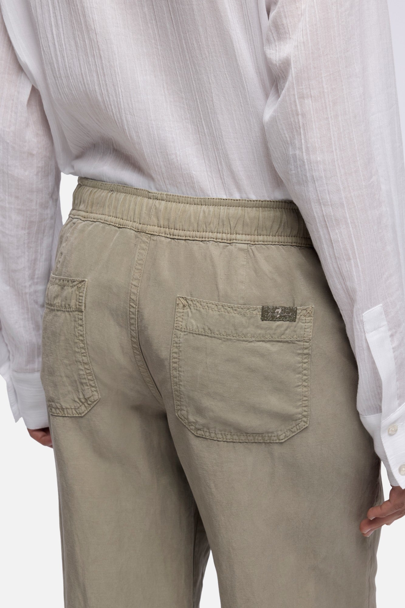 7-for-all-mankind-utility-pull-on-wide-leg-hose-military-gr-n image 4