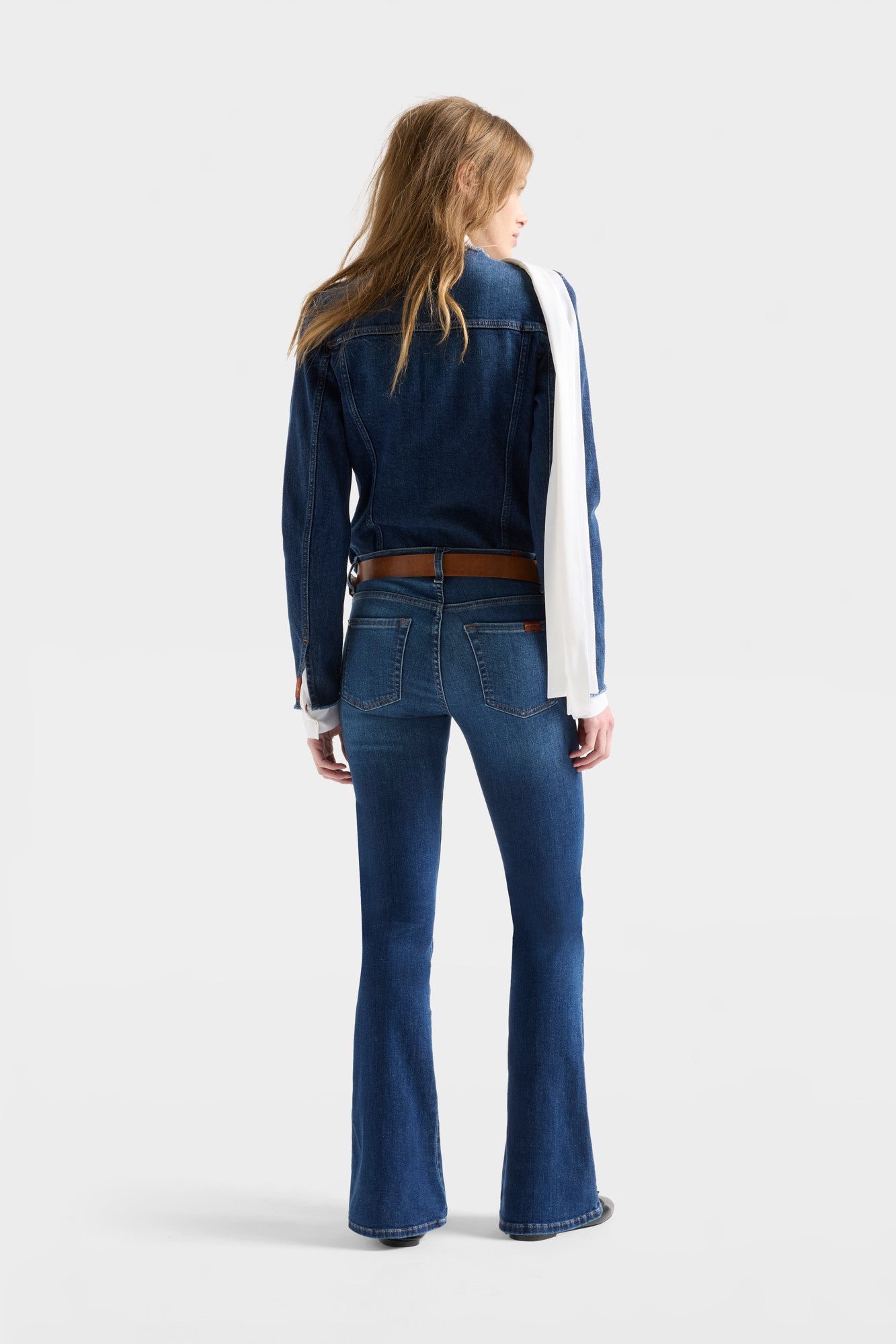 7-for-all-mankind-tailorless-bootcut-jeans-slim-illusion-loom image 5