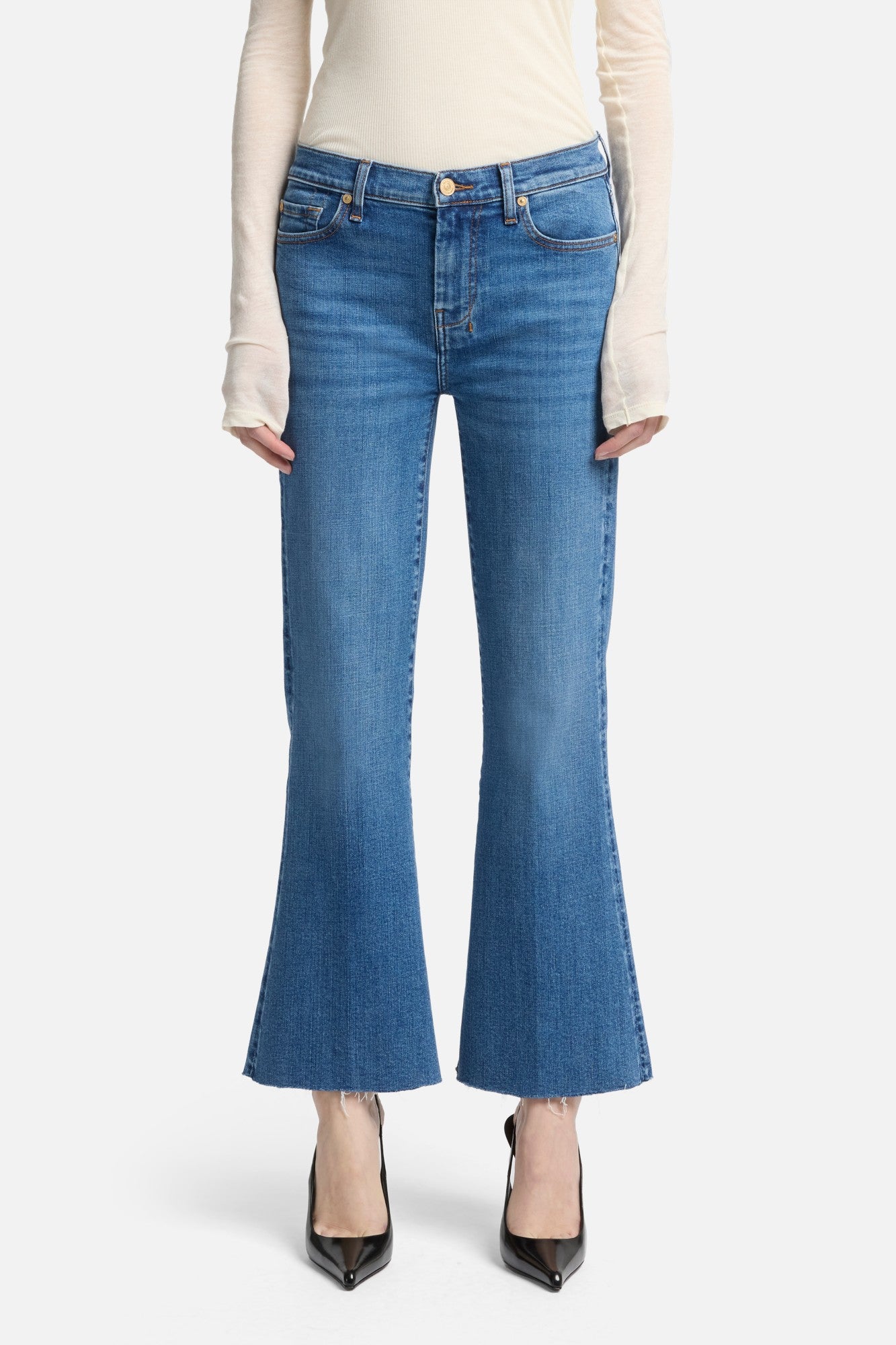 7-for-all-mankind-slim-illusion-cropped-dojo-yuma-jeans image 3