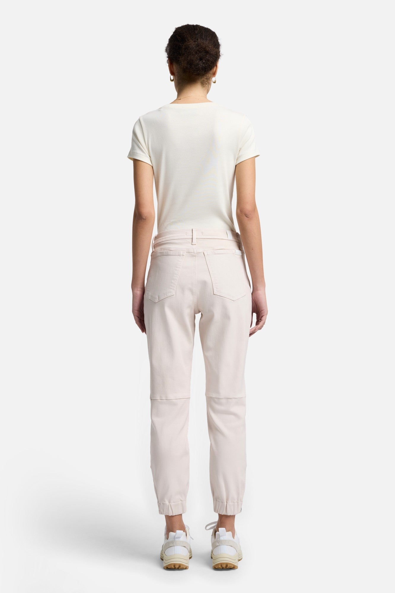 7-for-all-mankind-darted-boyfriend-jogger-hose-coated-vintage-white image 4