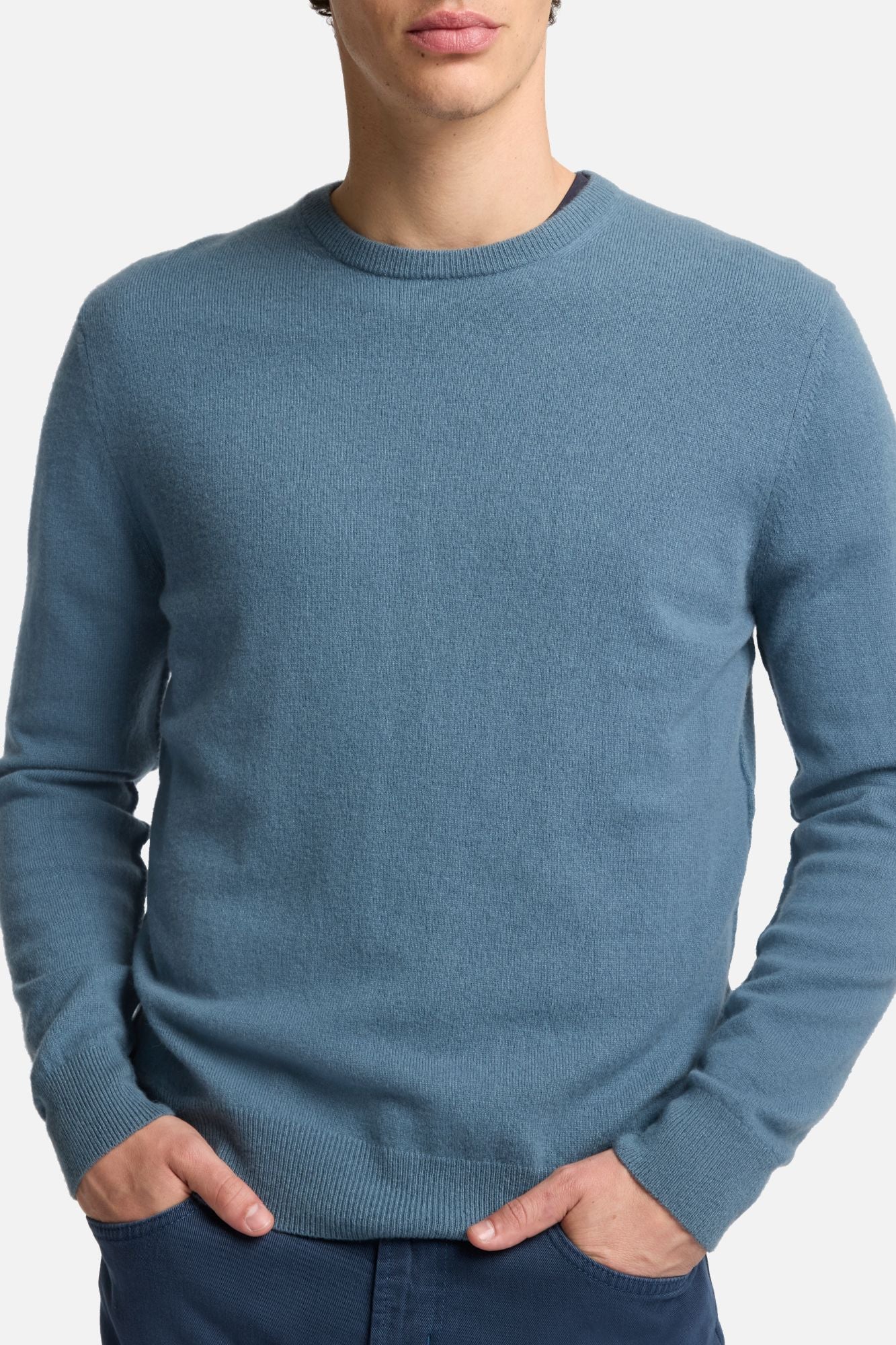 7-for-all-mankind-cashmere-crewneck-pullover-titan image 4