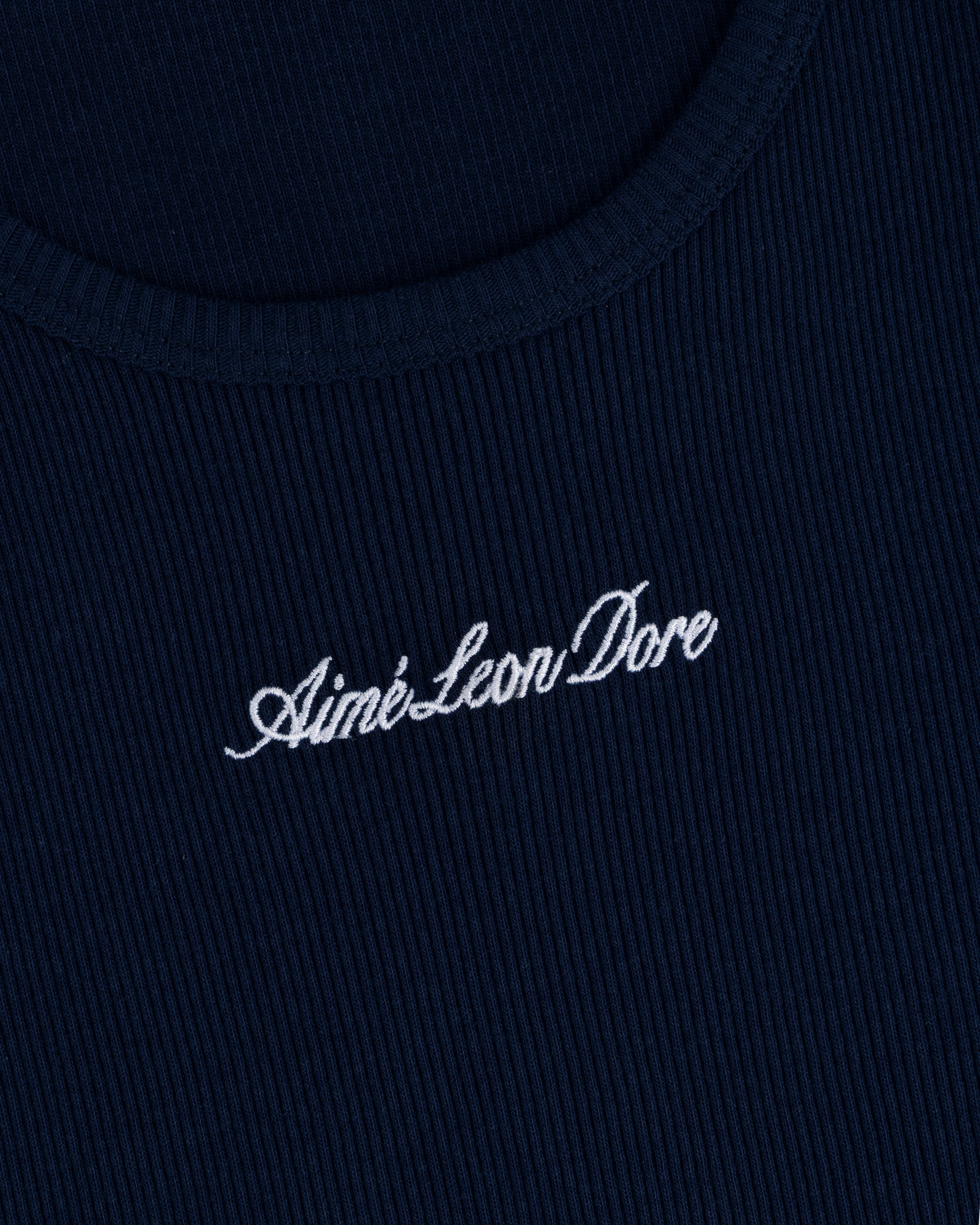 aim-leon-dore-embroidered-logo-tank-top-navy-damen-top-slim-fit image 3