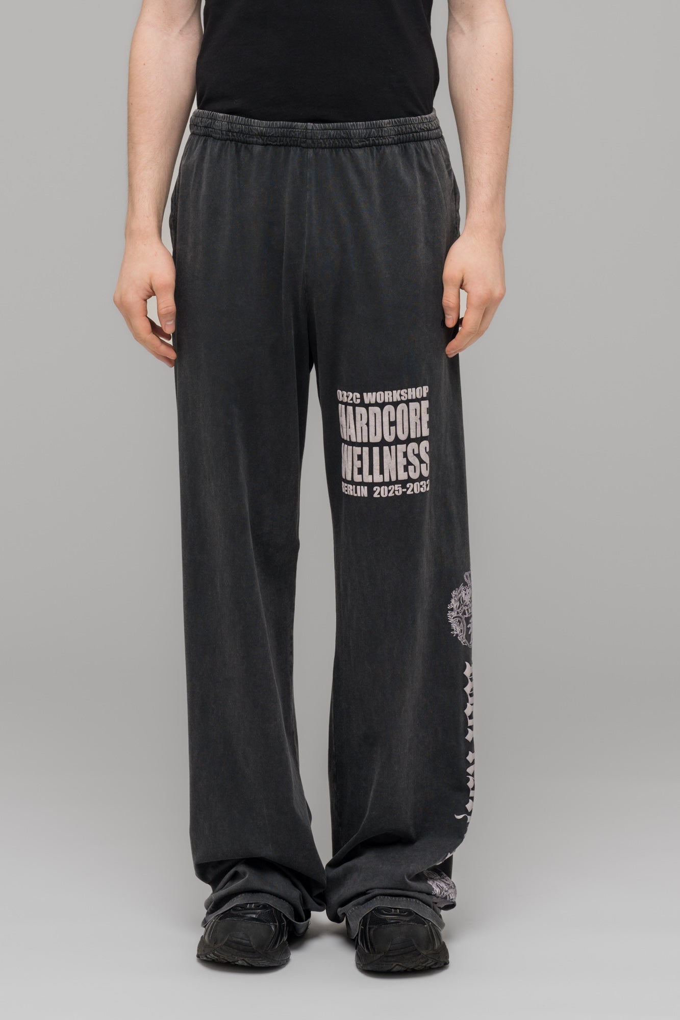 032c-workshop-pants-hardcore-wellness-relaxed-fit-schwarz image 4