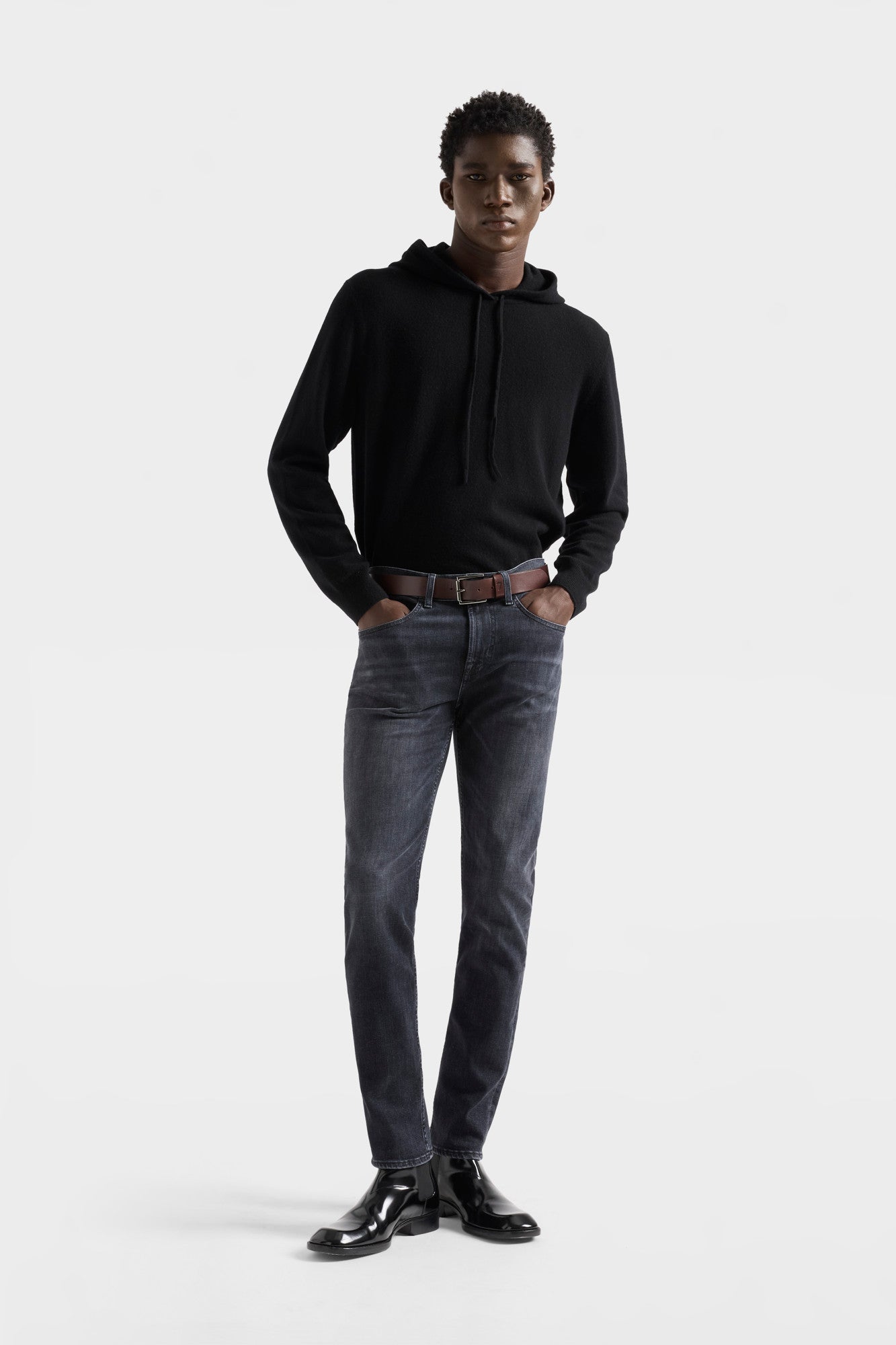 7-for-all-mankind-slimmy-tapered-herren-jeans-breakwater image 2