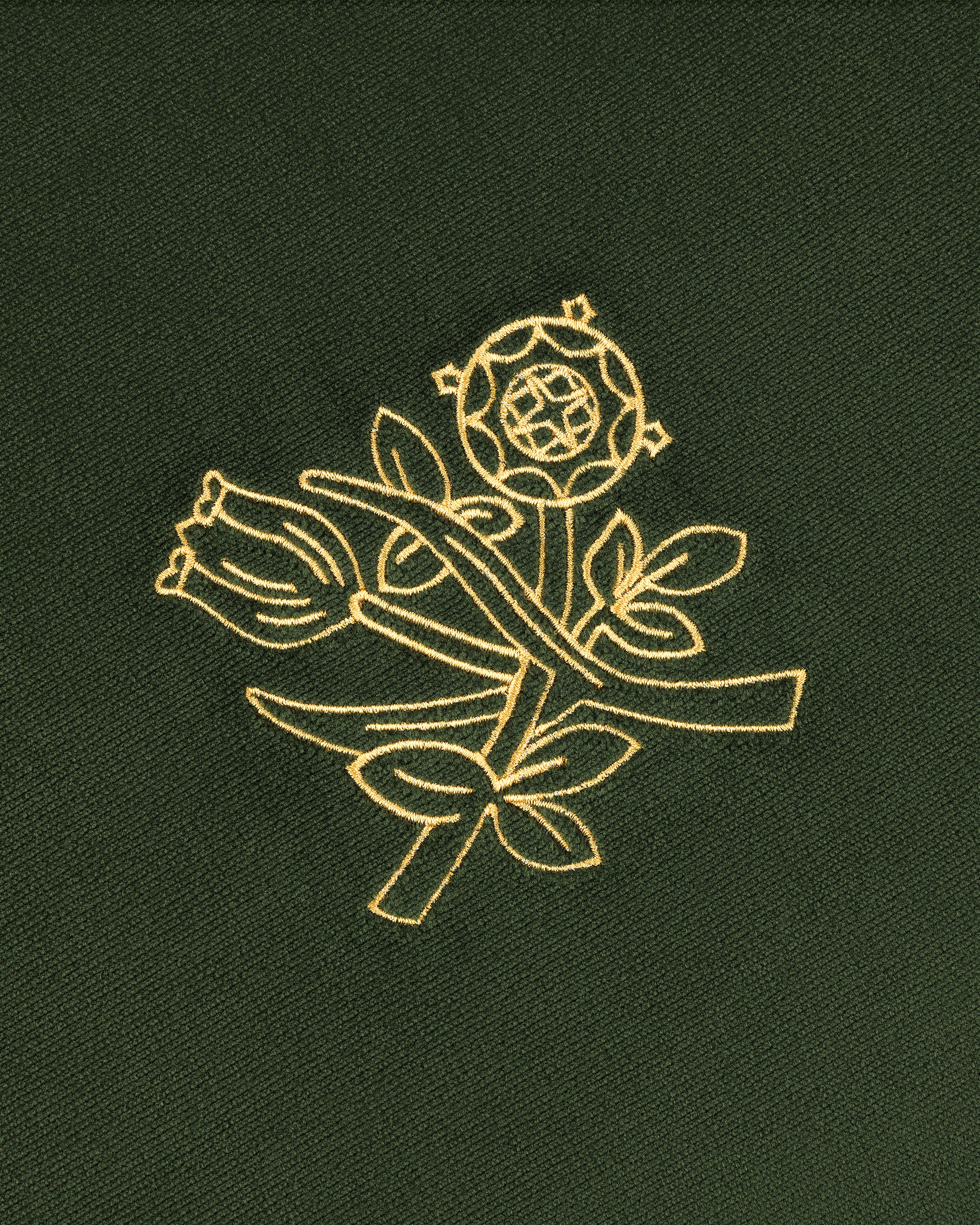 aim-leon-dore-queens-crest-kissen-45x45-gr-n image 3