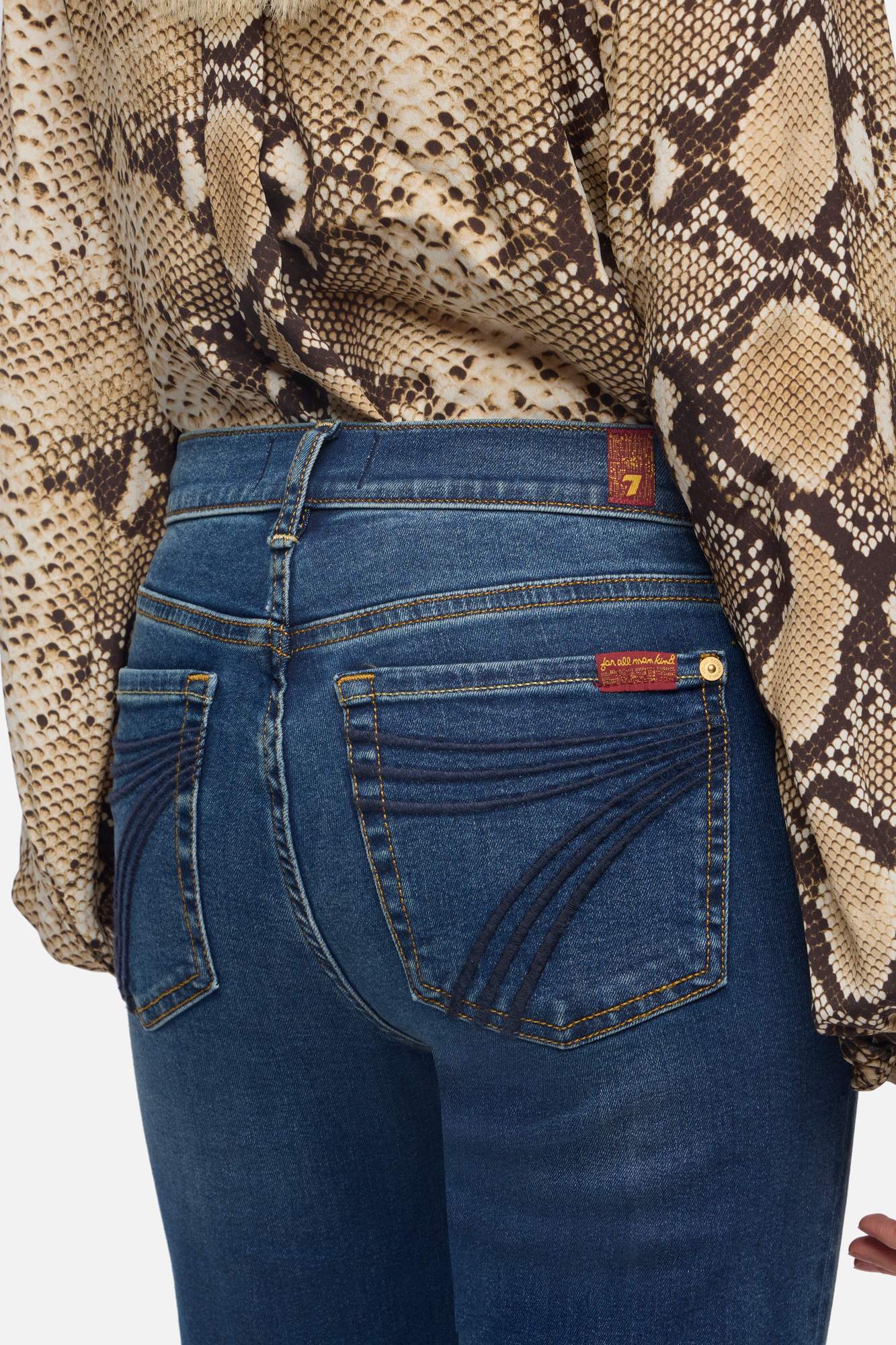 7-for-all-mankind-slim-illusion-dojo-jeans-medium-melrose image 4