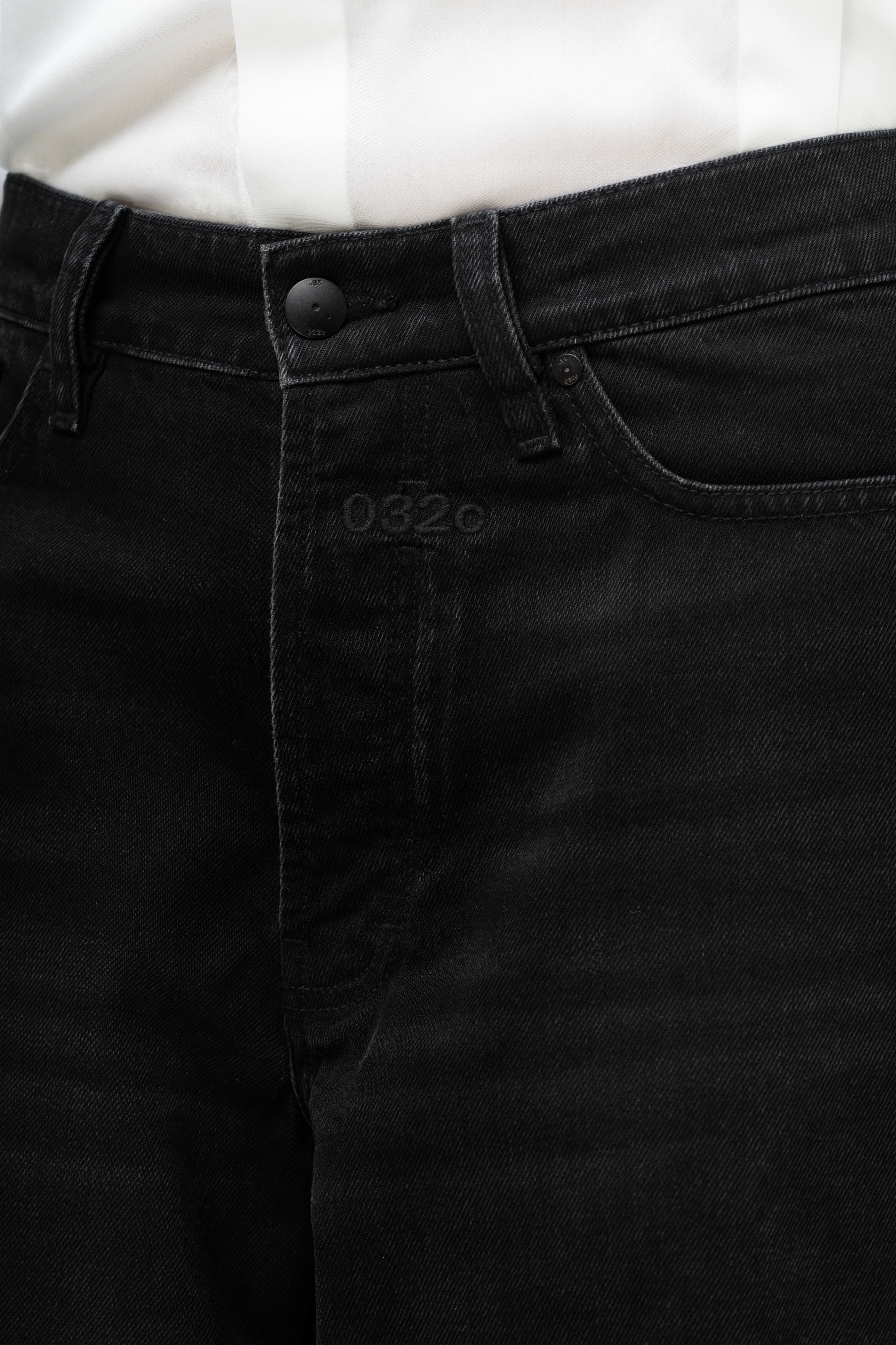 032c-wide-leg-jean-wide-leg-jeans-black-wash image 8