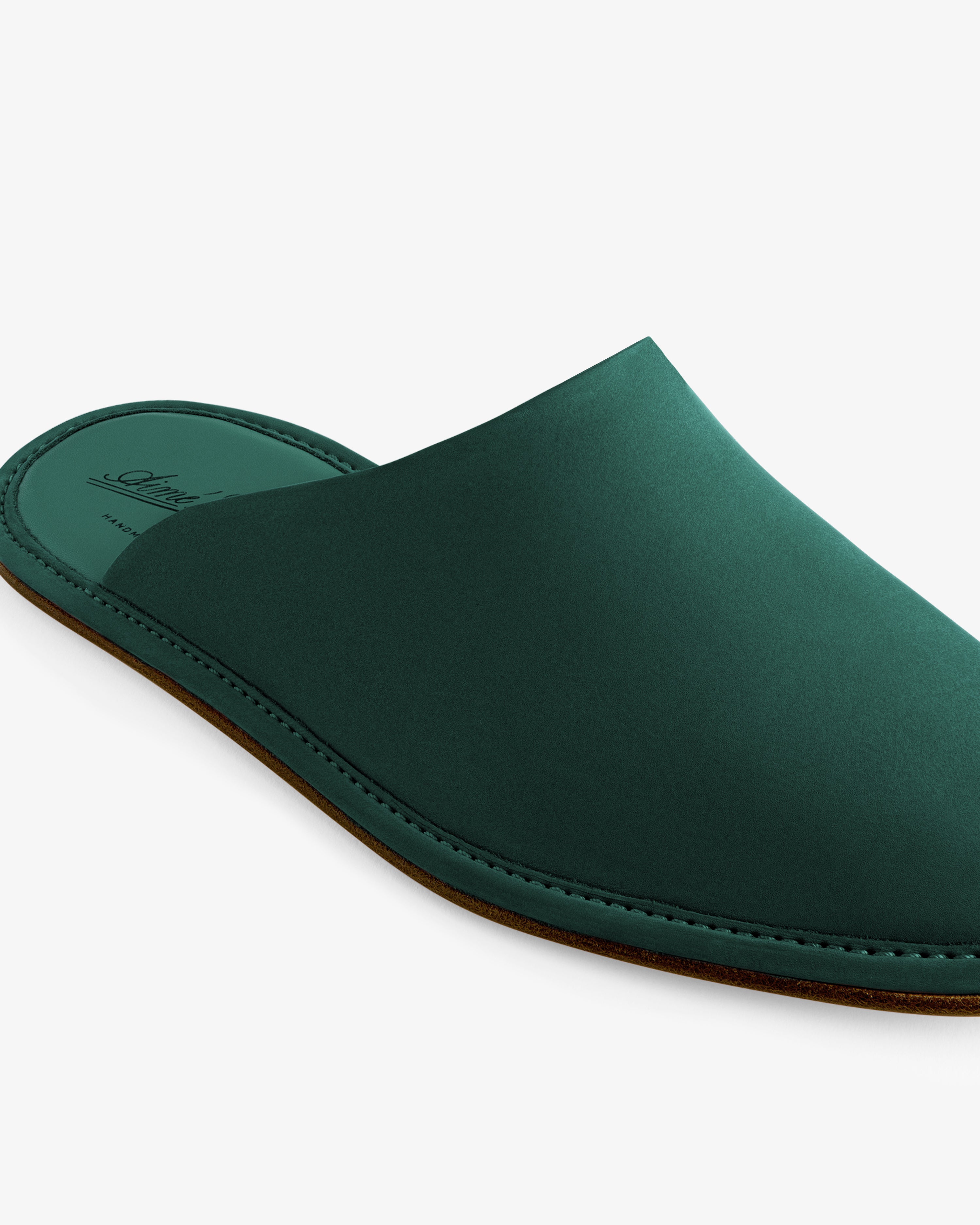 aim-leon-dore-nubuck-travel-slipper-gr-n-unisex-slipper-italien-leder image 5