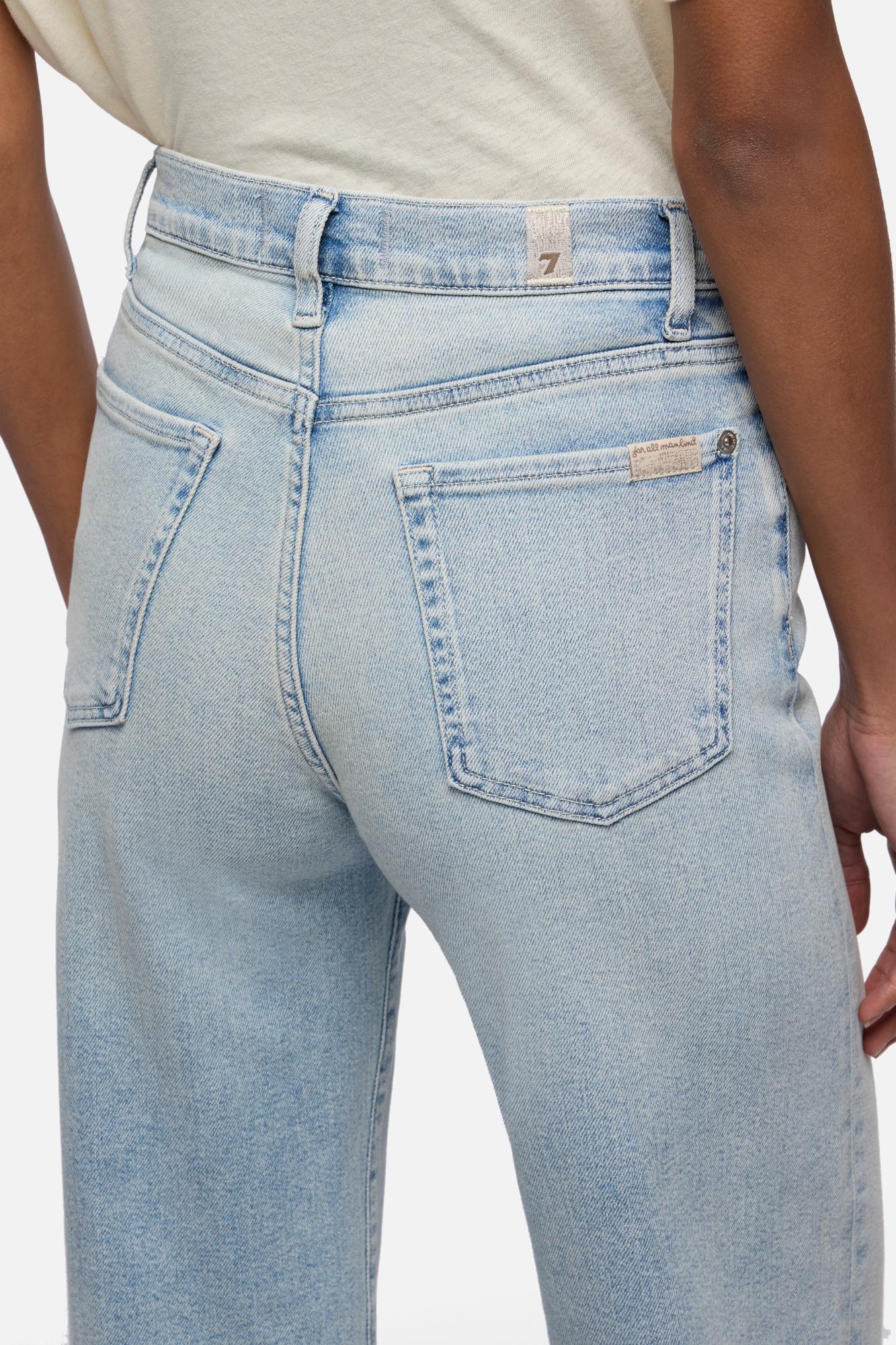 7-for-all-mankind-lotta-wide-leg-jeans-in-luxe-vintage-ghost-blue image 4