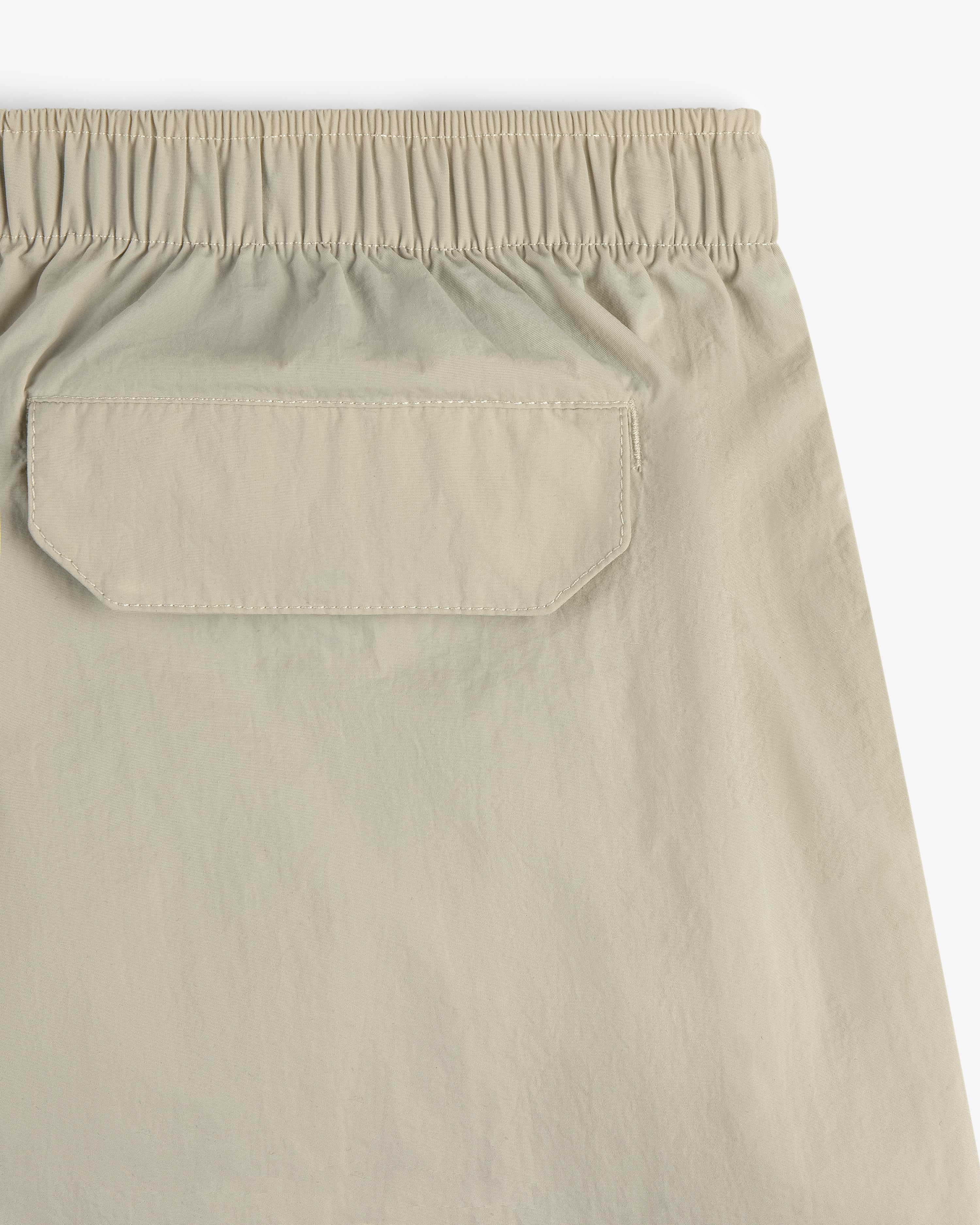 aim-leon-dore-core-nylon-short-beige-5 image 5